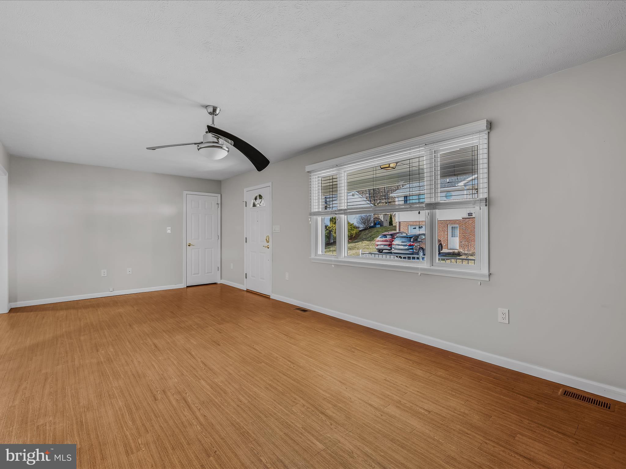 MORGAN TERRACE - Residential