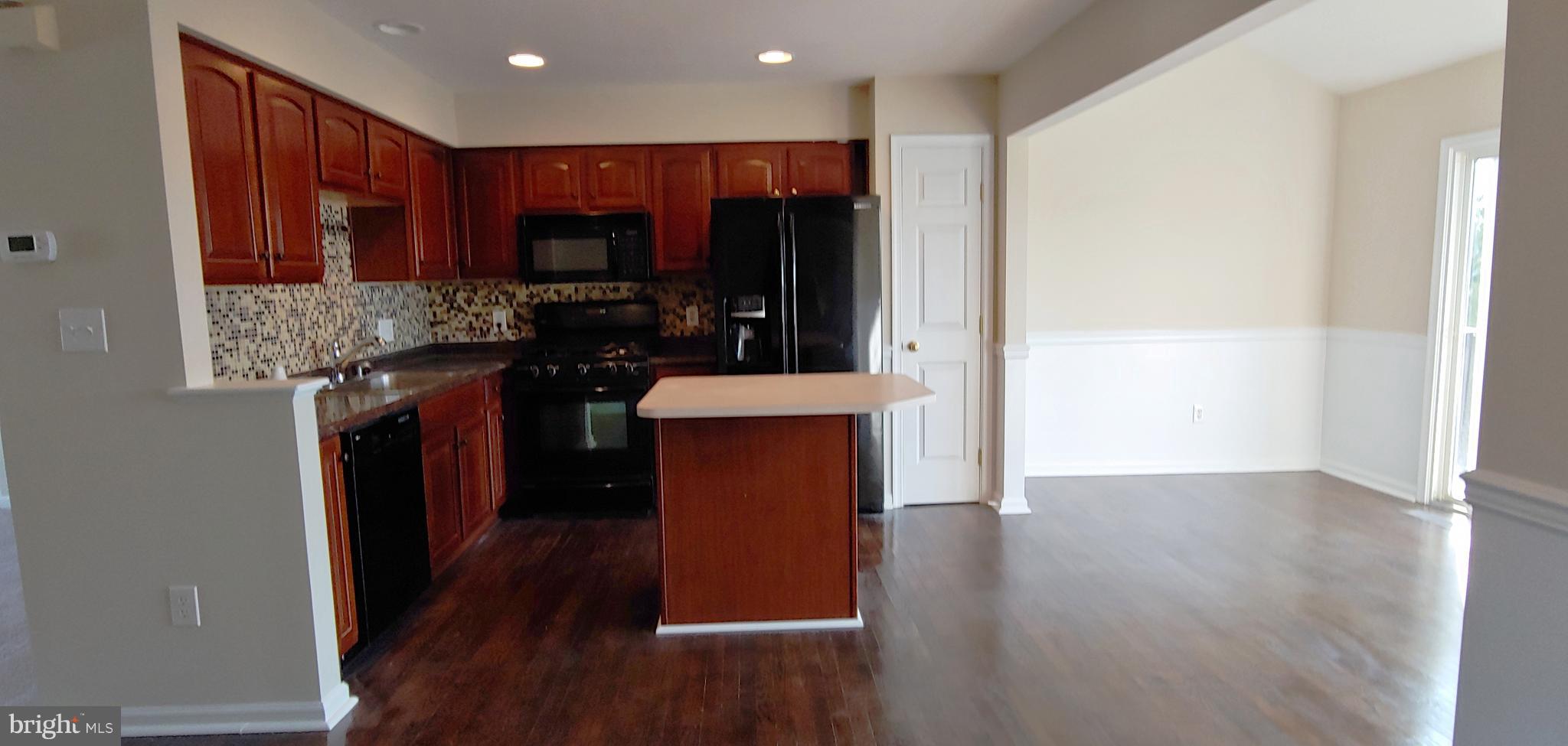 SADSBURY VILLAGE - Residential