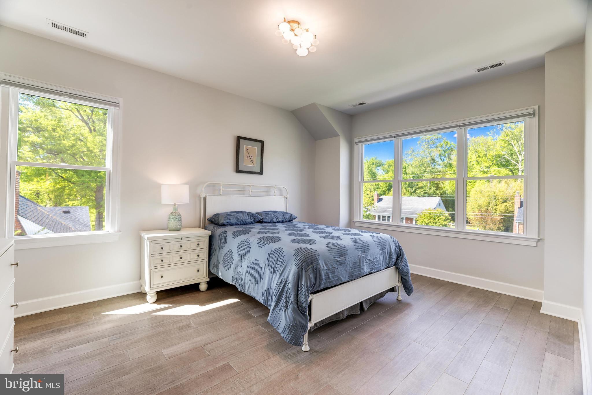 CHESTERFIELD - Residential