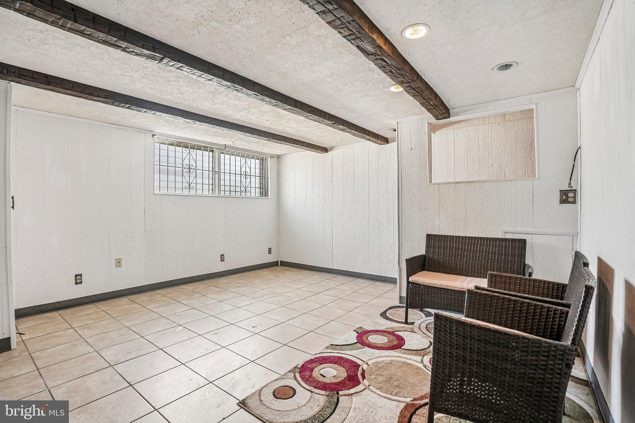 HOLMESBURG - Residential