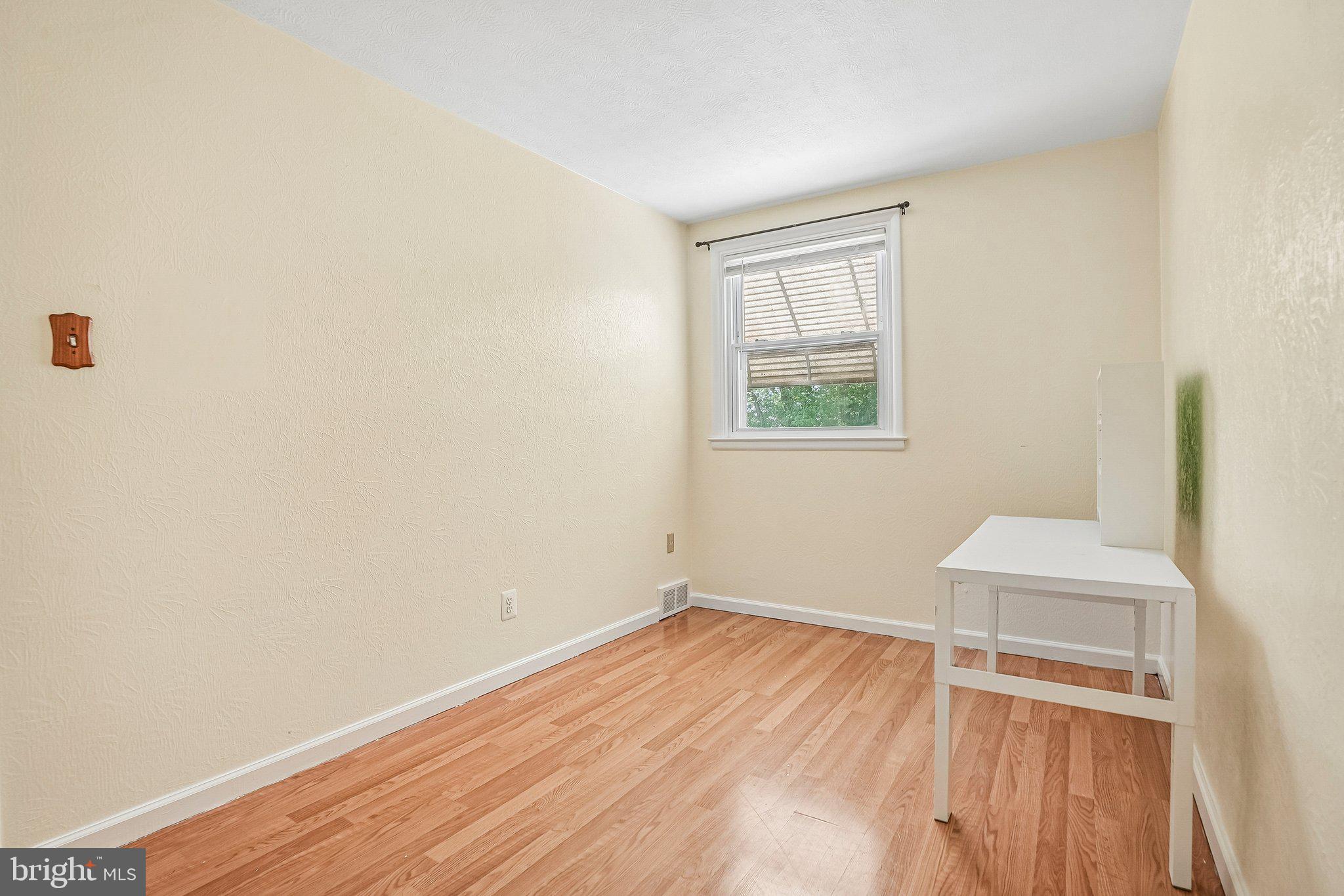 HOLMESBURG - Residential