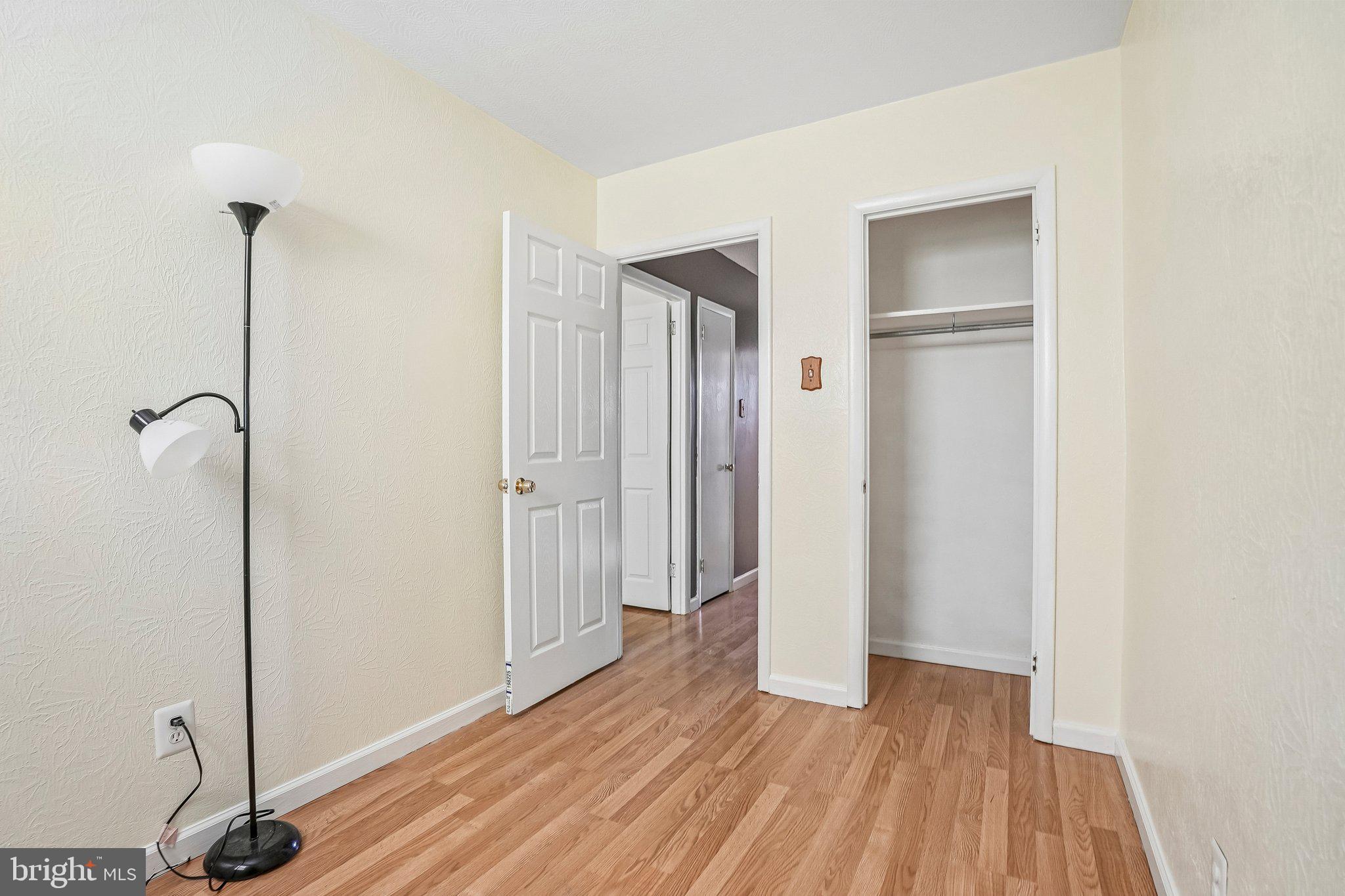 HOLMESBURG - Residential