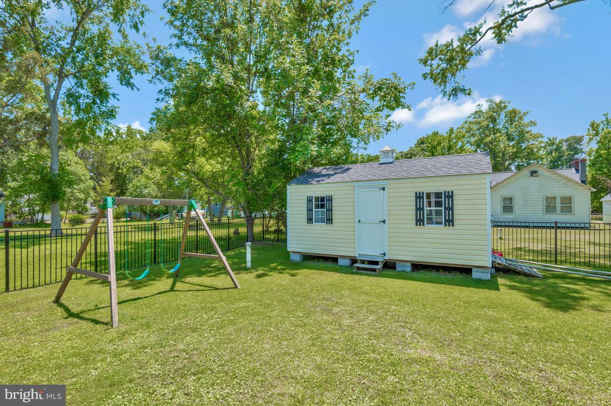 COVE POINT - Residential