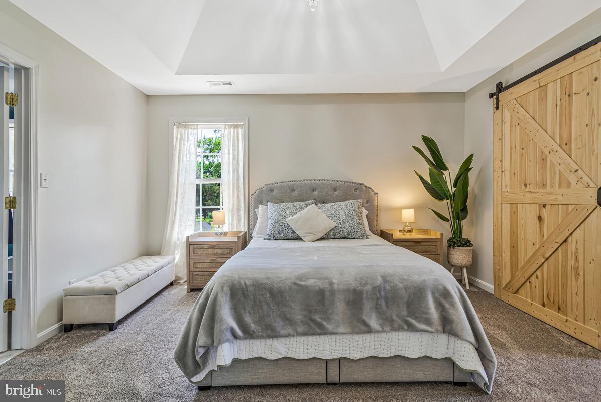 COVE POINT - Residential