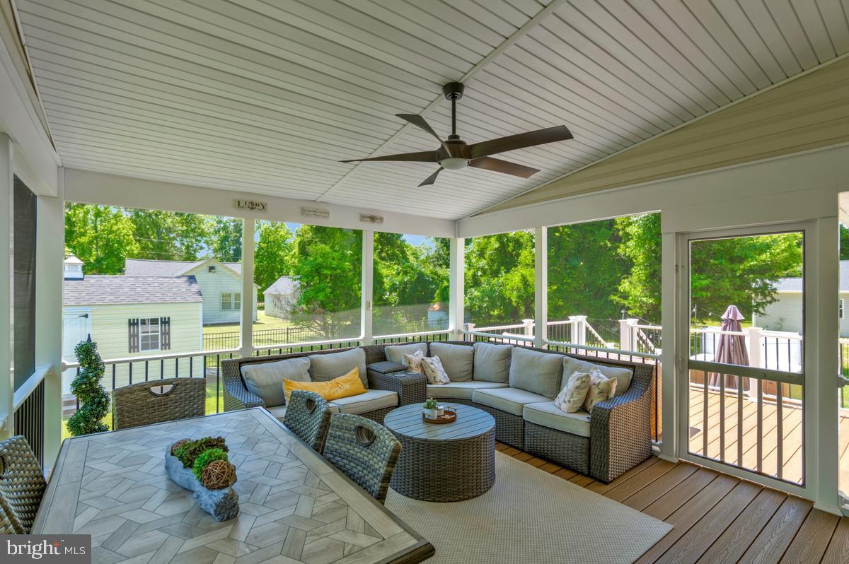 COVE POINT - Residential