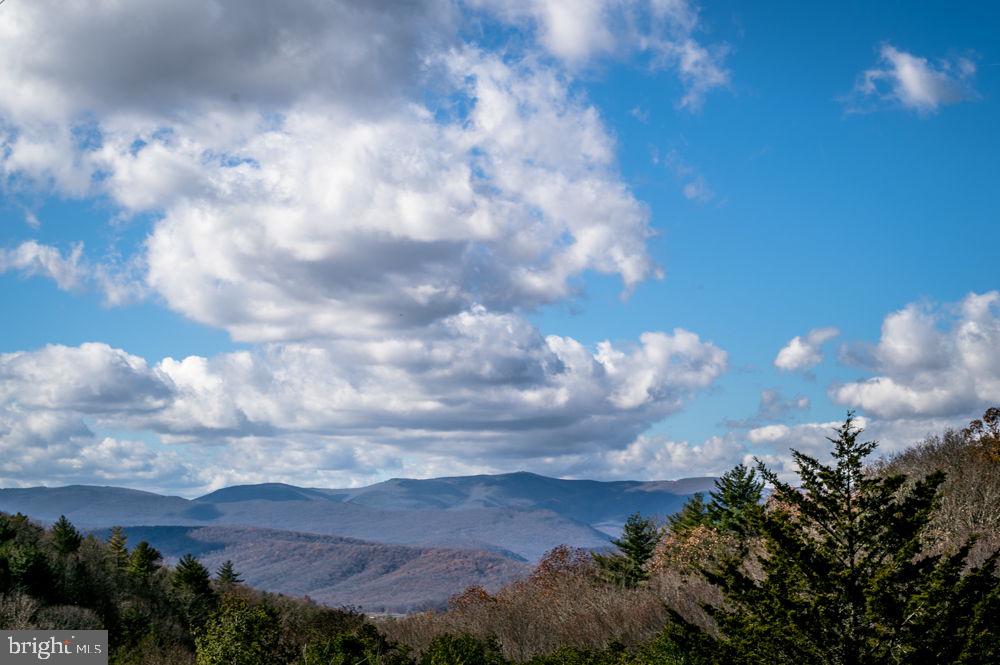 BUCK RIDGES (FORMERLY TREASURE MOUNTAINS) - Land