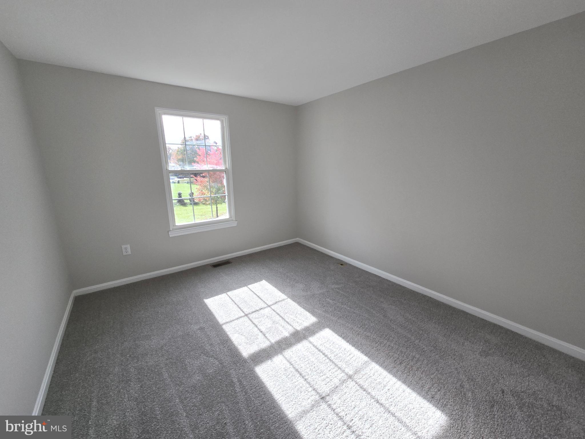 HALLOWELL - Residential
