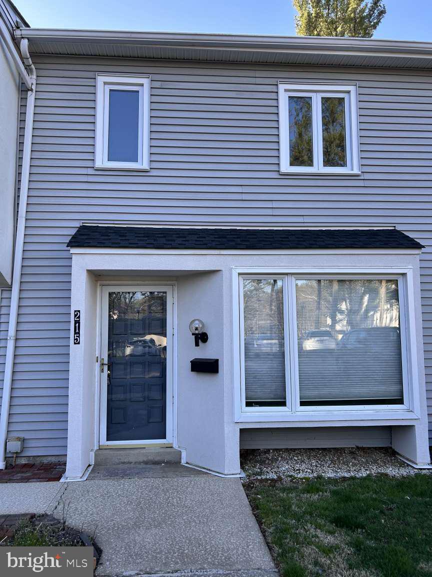 Updated 2BR Home w/ Balcony & Patio in Newtown Square
Move right into this beautifully updated 2-bedroom, 1.5-bath home in one of Delaware County’s most desirable neighborhoods! Greene Countrie Village

Featuring an open floor plan, this home offers hardwood floors throughout the main level, new carpet in the bedrooms, and updated bathrooms. The modern kitchen includes stainless steel appliances and opens directly to a private patio—perfect for entertaining or relaxing.

Upstairs, the spacious primary bedroom boasts a private balcony, ideal for morning coffee or unwinding at the end of the day.

Enjoy community amenities including a pool, clubhouse, and ample parking, all in a quiet, well-maintained setting close to shopping, dining, and major routes.

Highlights:

2 Beds | 1.5 Baths Open Concept Living Hardwood Floors + New Carpet Updated Kitchen w/ Stainless Steel Appliances Private Patio off Kitchen Balcony off Primary Bedroom Pool & Clubhouse Plenty of Parking Don’t miss this opportunity—schedule your showing today!