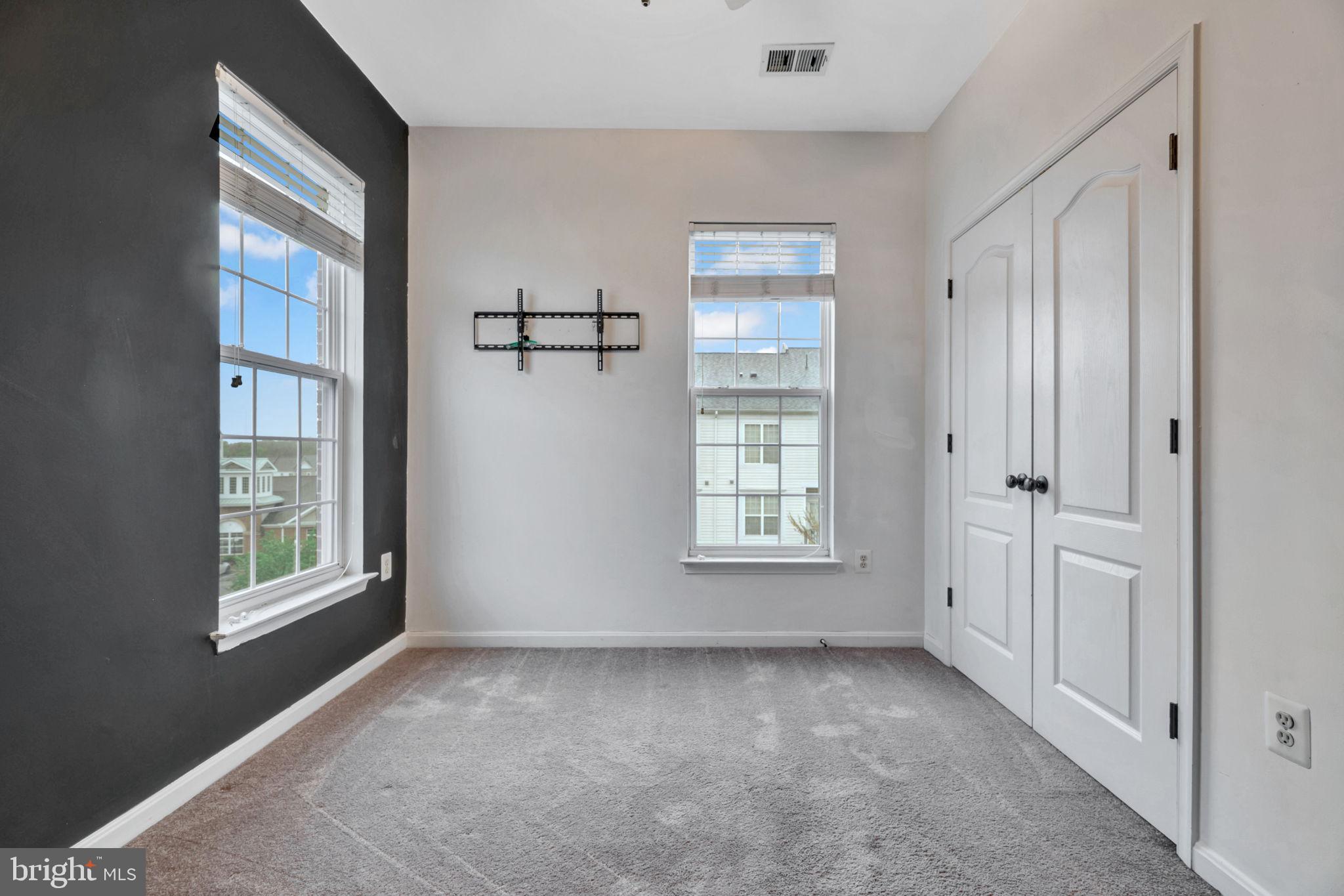 TOWN CENTER AT CAMP SPRINGS - Residential Lease