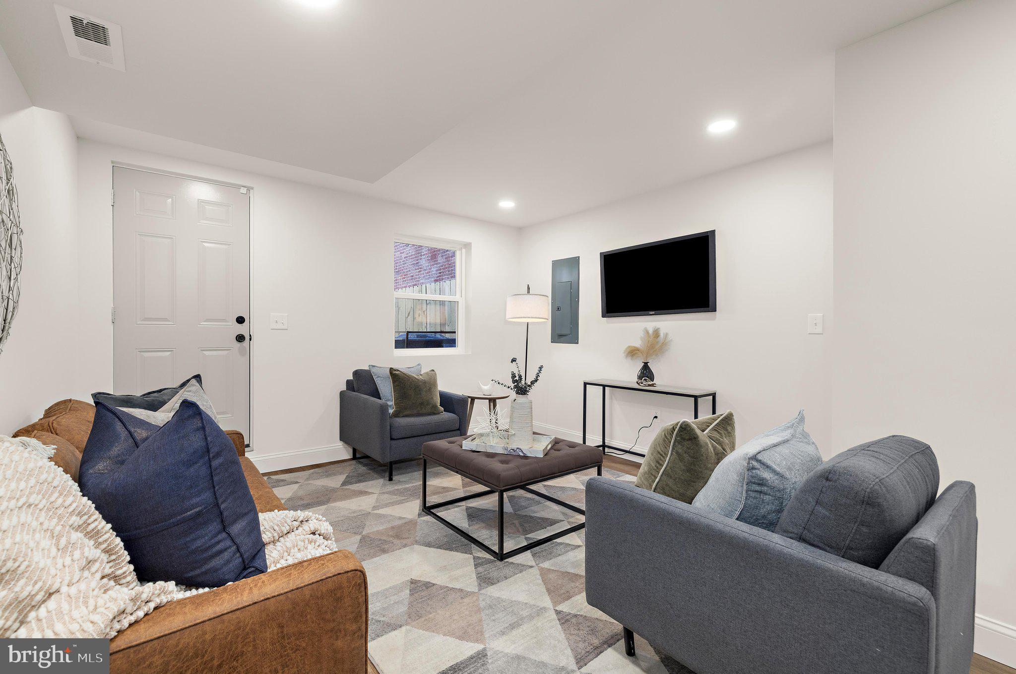 AUCHENTOROLY TERRACE - Residential