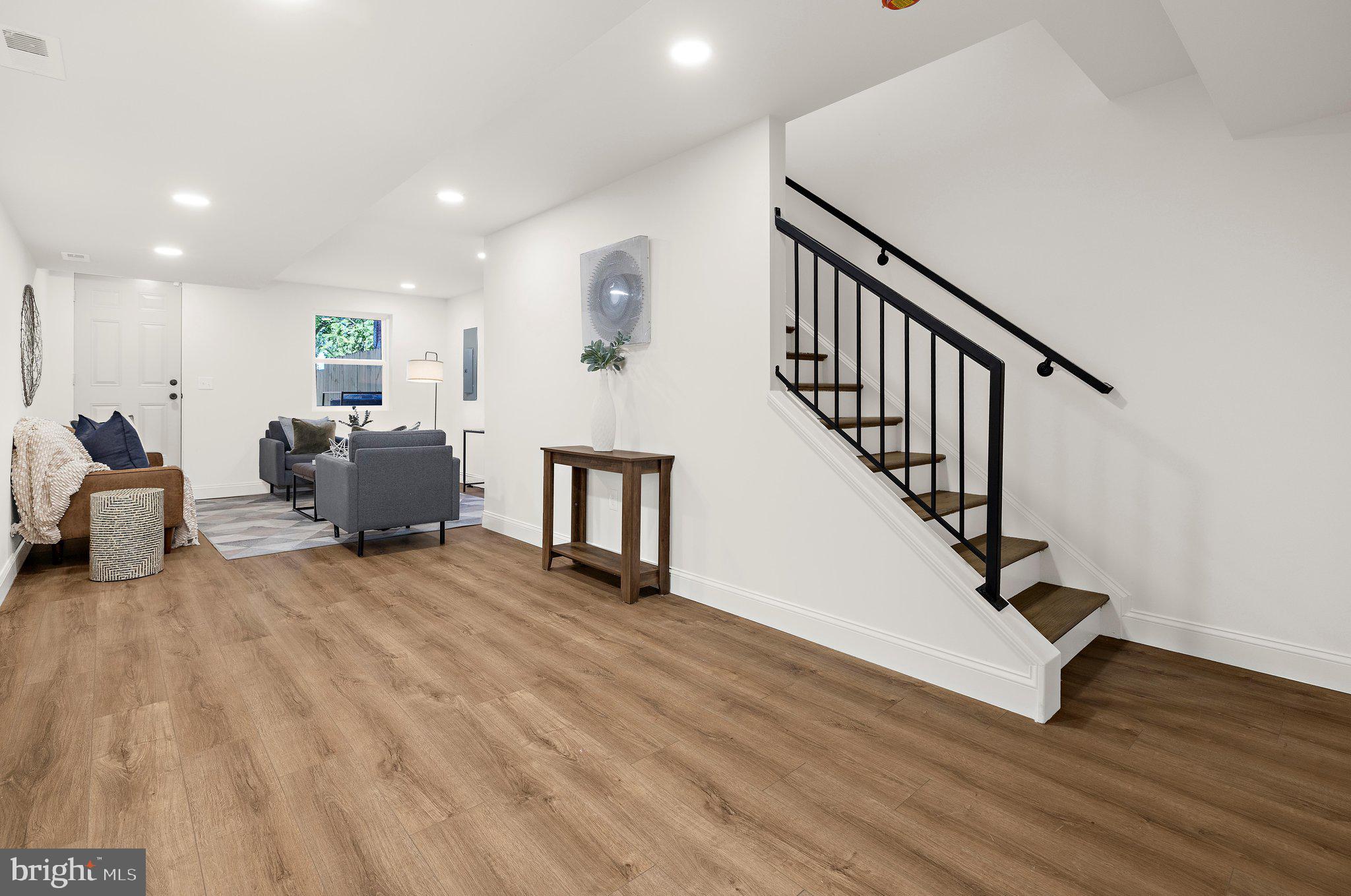 AUCHENTOROLY TERRACE - Residential