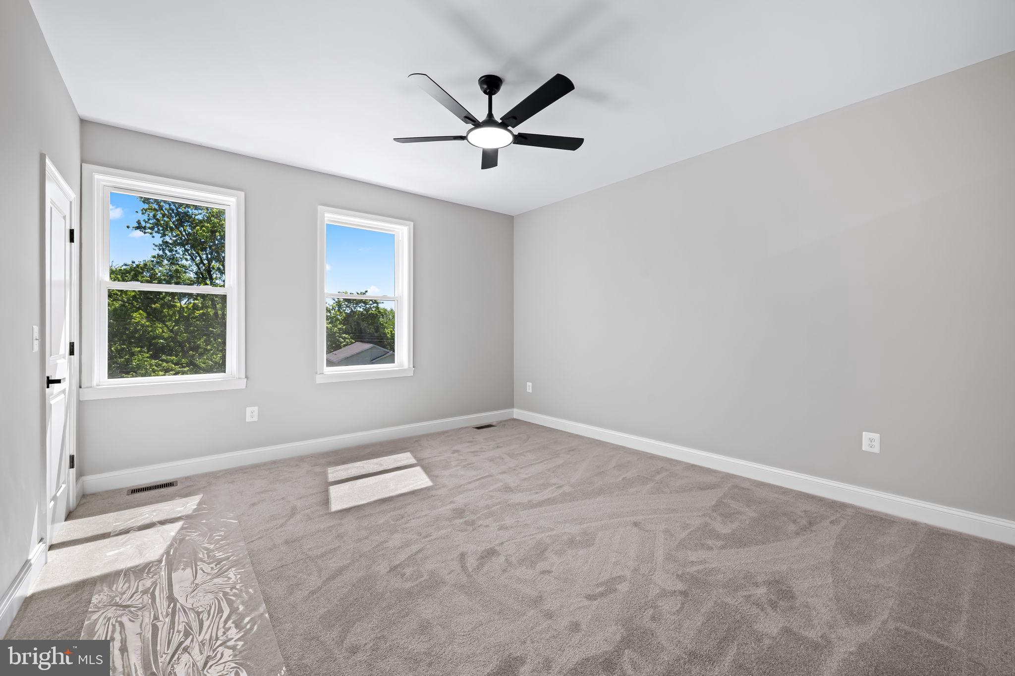 HAMILTON HILLS - Residential