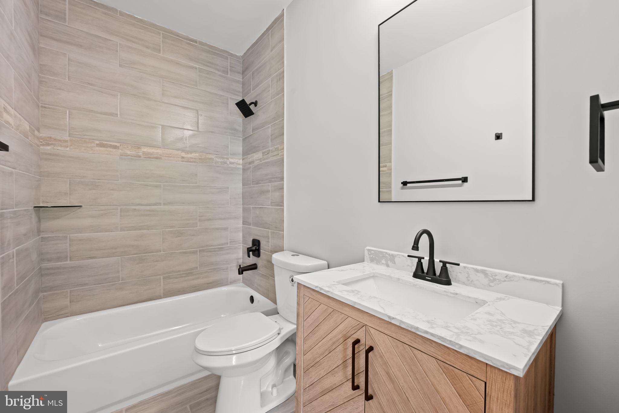 HAMILTON HILLS - Residential