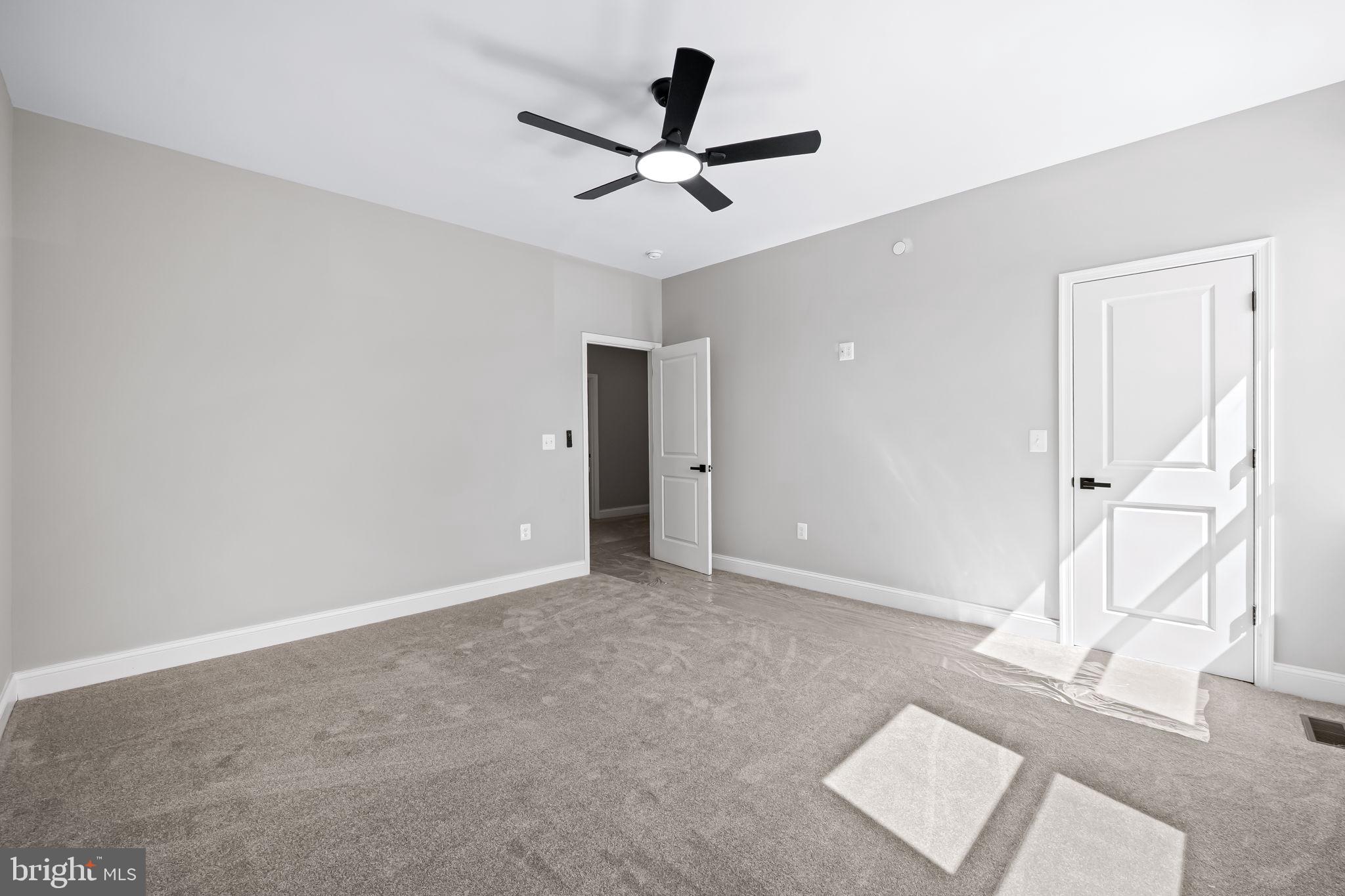 HAMILTON HILLS - Residential