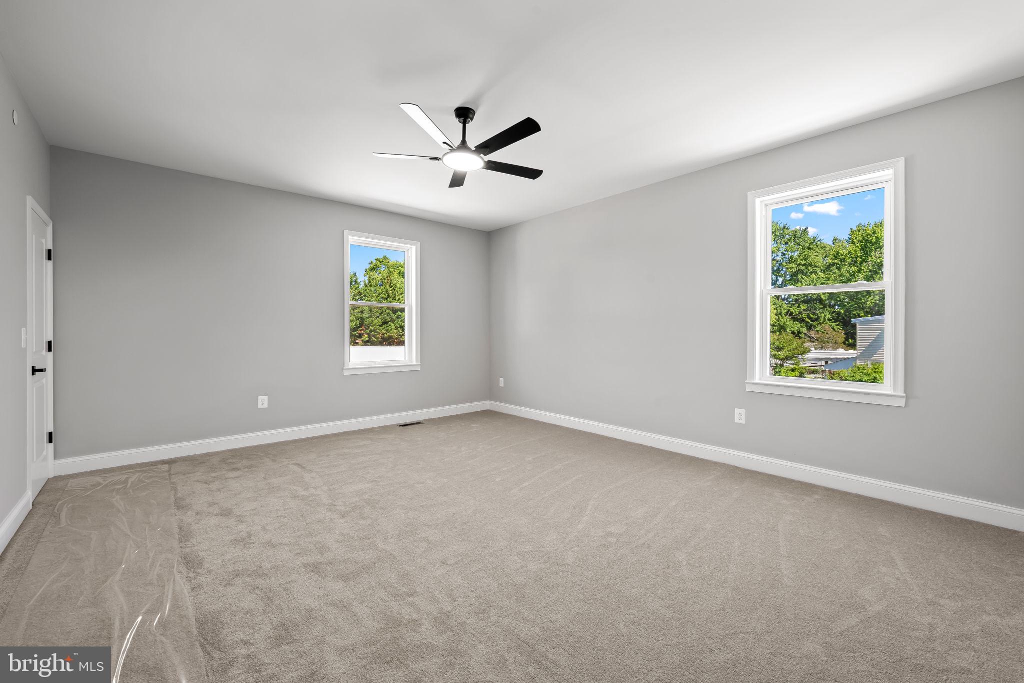 HAMILTON HILLS - Residential