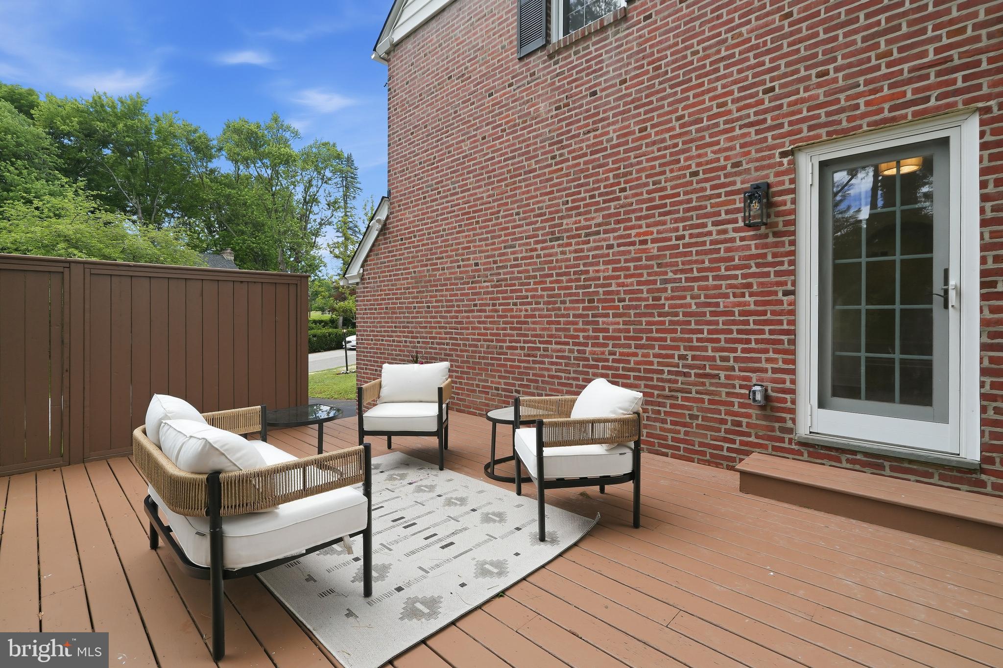 SPRING OAK ESTS - Residential