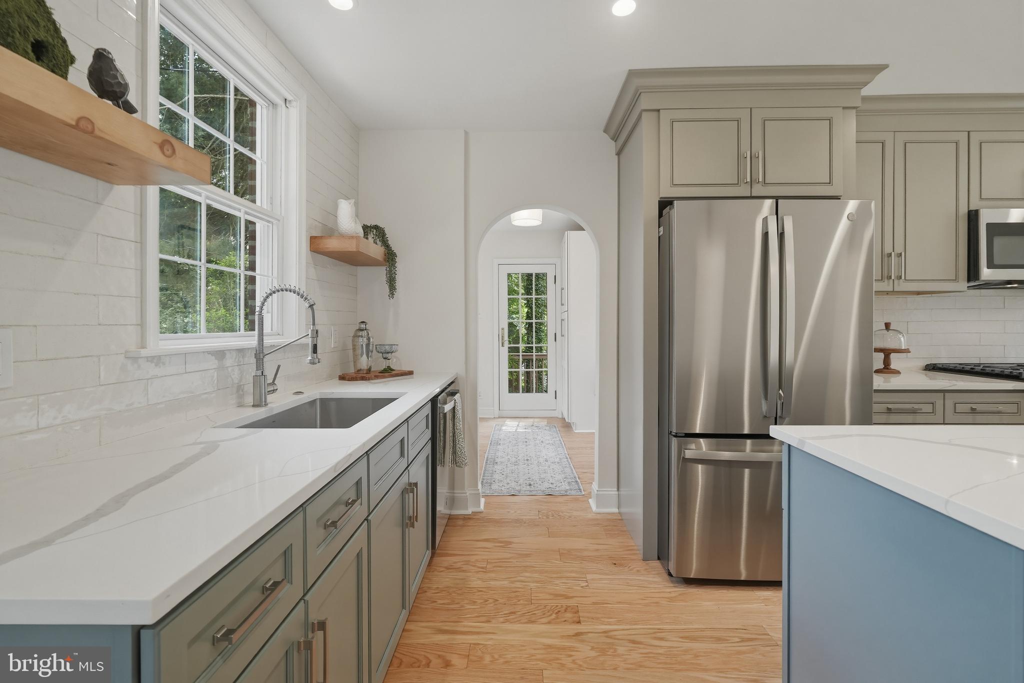 SPRING OAK ESTS - Residential