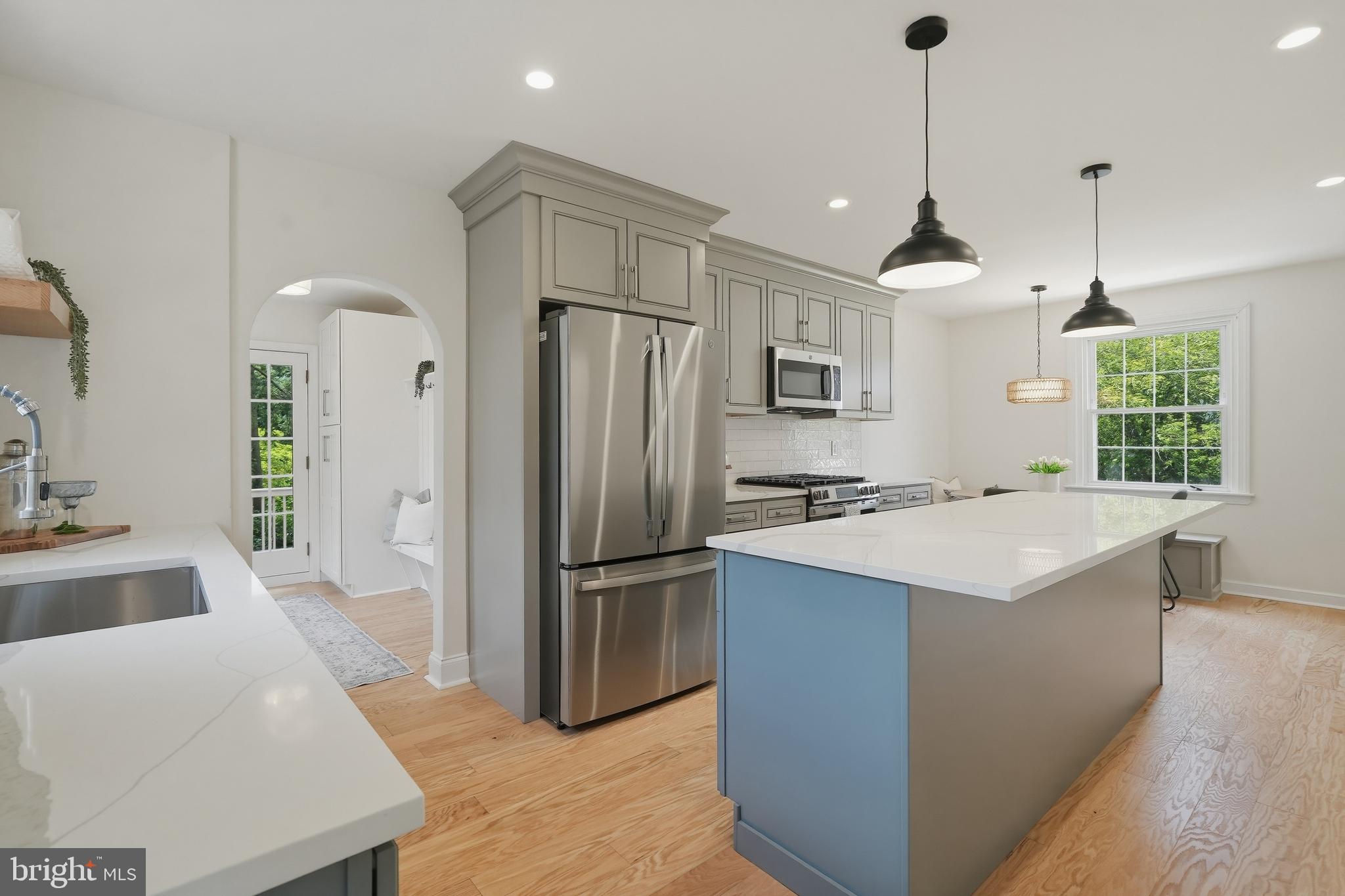 SPRING OAK ESTS - Residential
