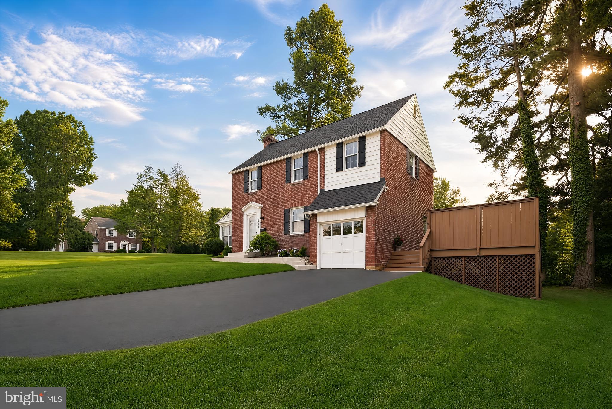 SPRING OAK ESTS - Residential