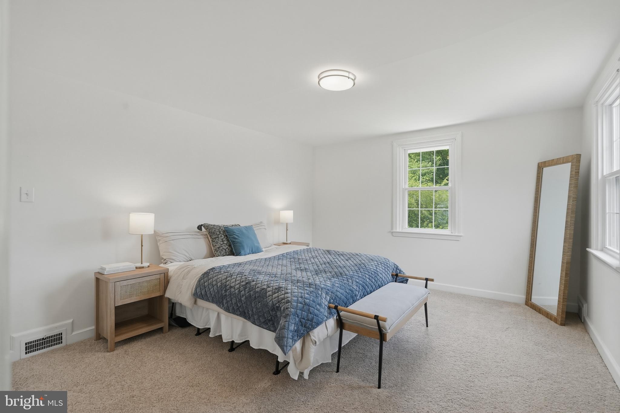 SPRING OAK ESTS - Residential