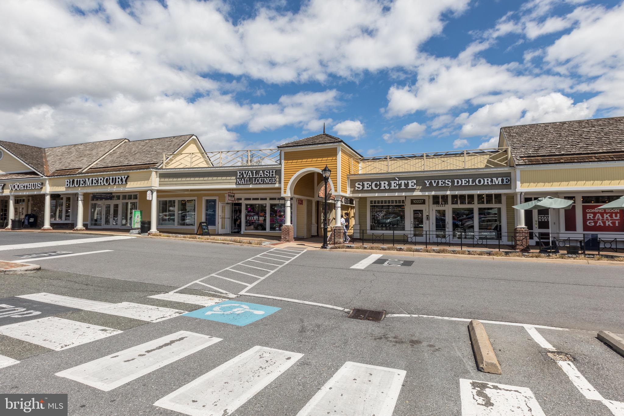 GEORGETOWN VILLAGE - Residential