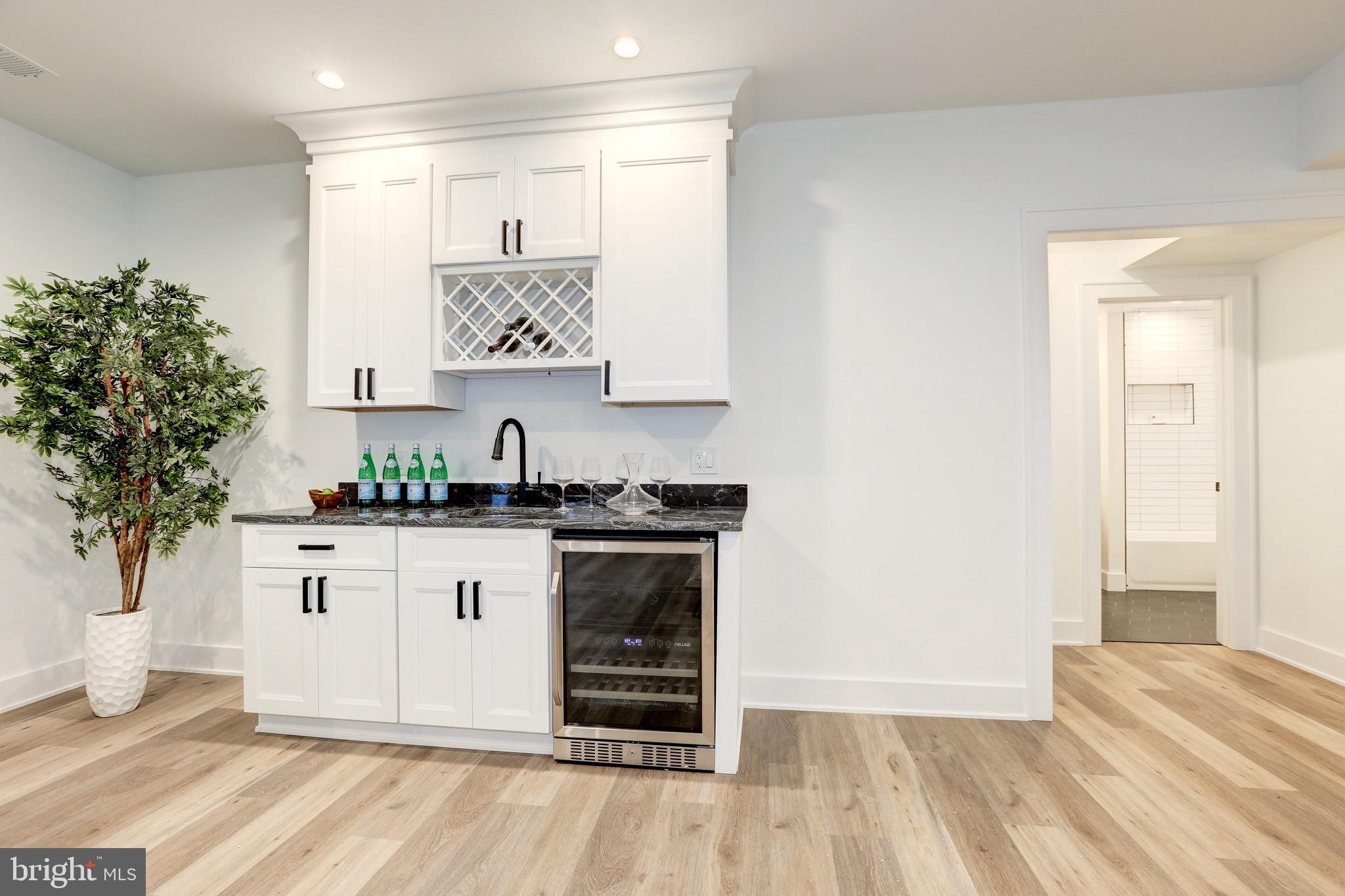 GEORGETOWN VILLAGE - Residential