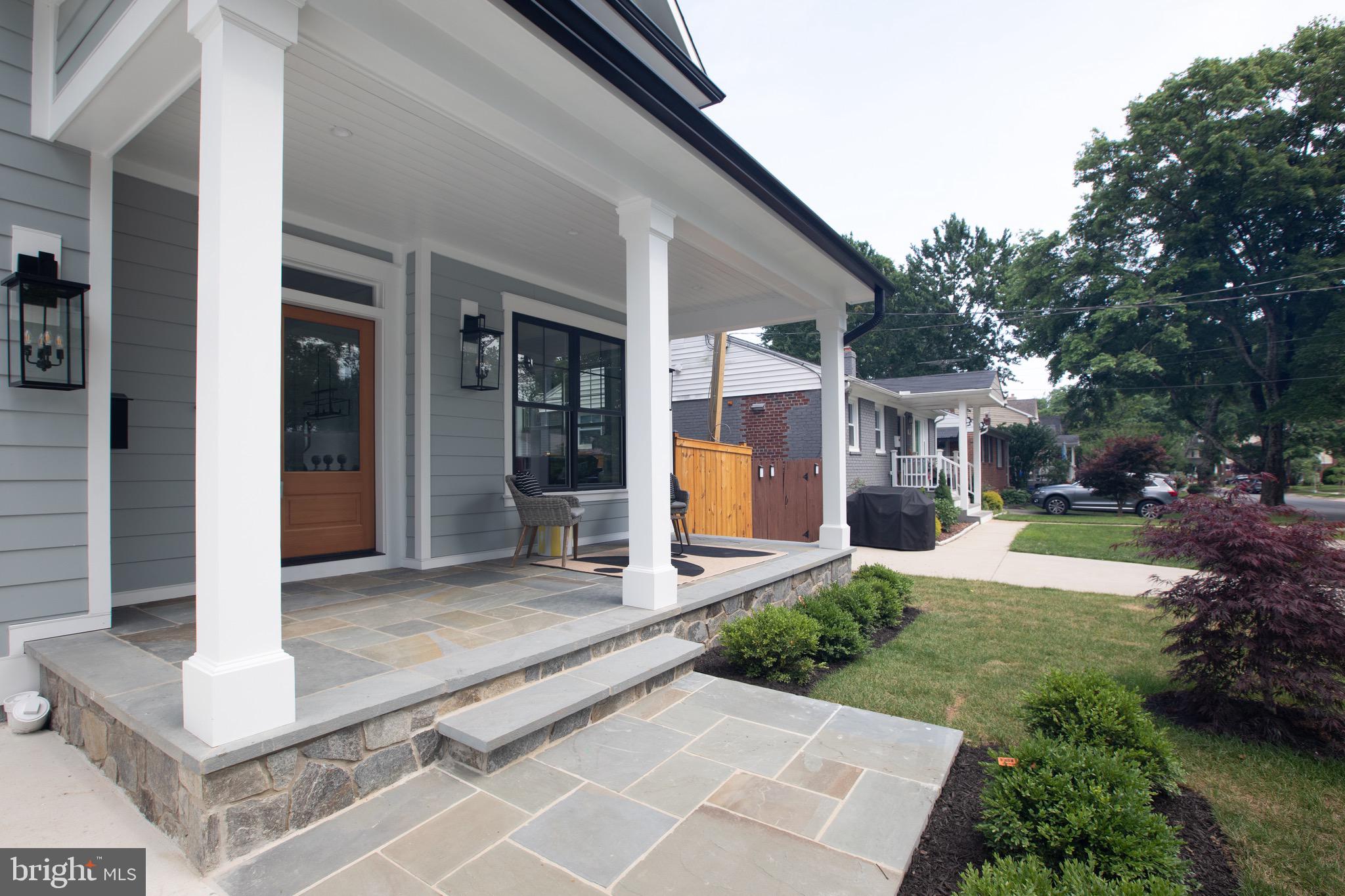 GEORGETOWN VILLAGE - Residential