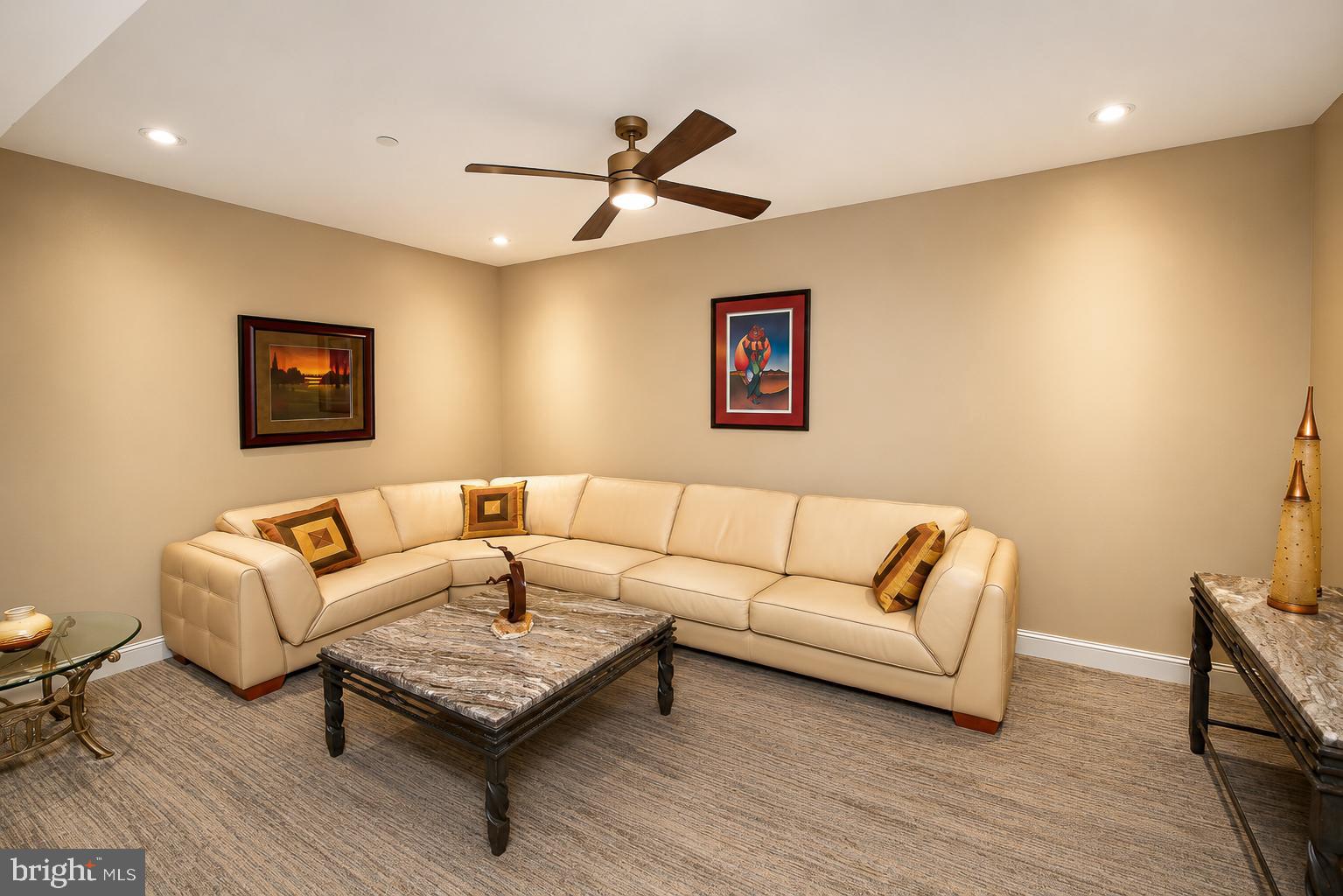 WARRINGTON GLEN - Residential