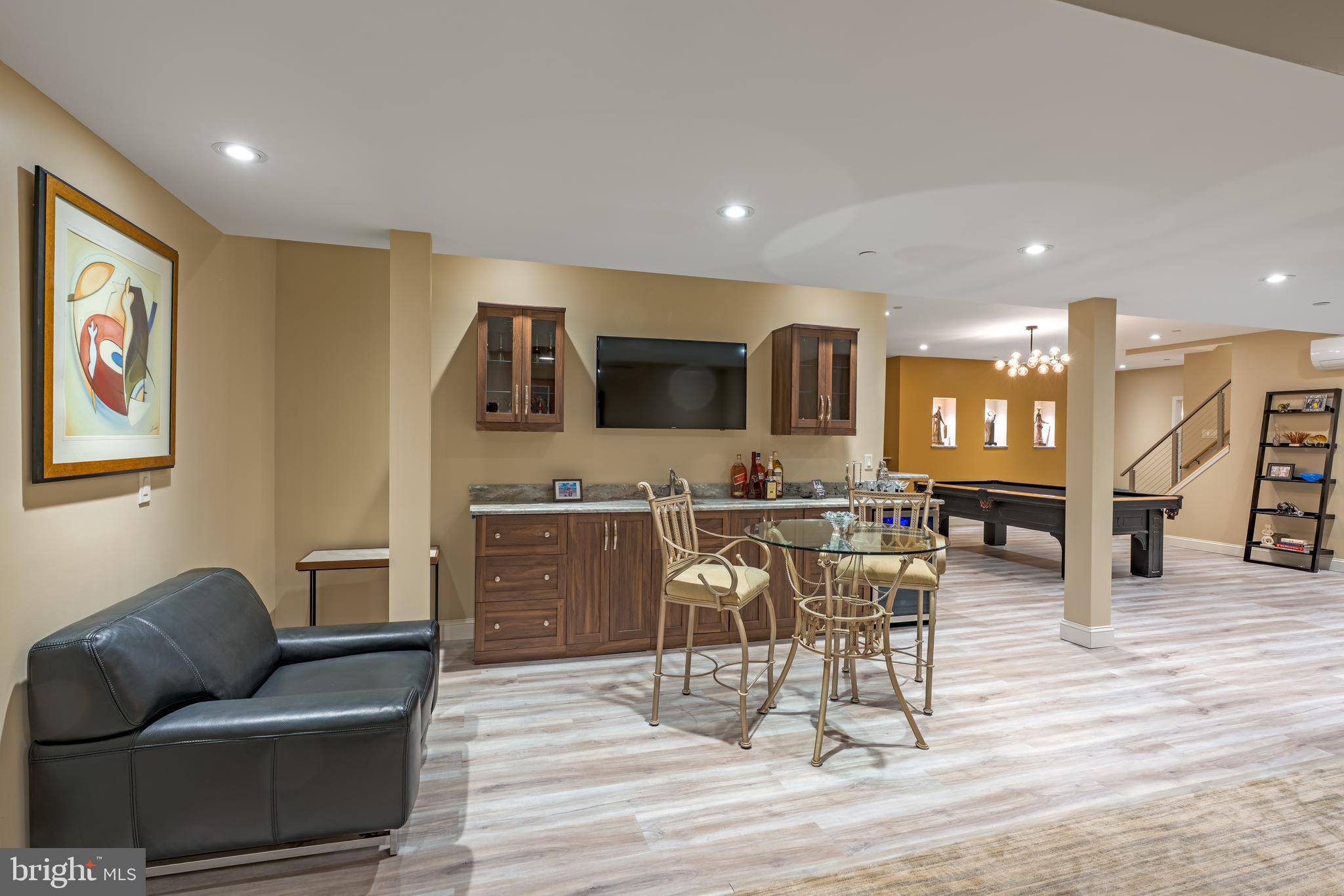 WARRINGTON GLEN - Residential