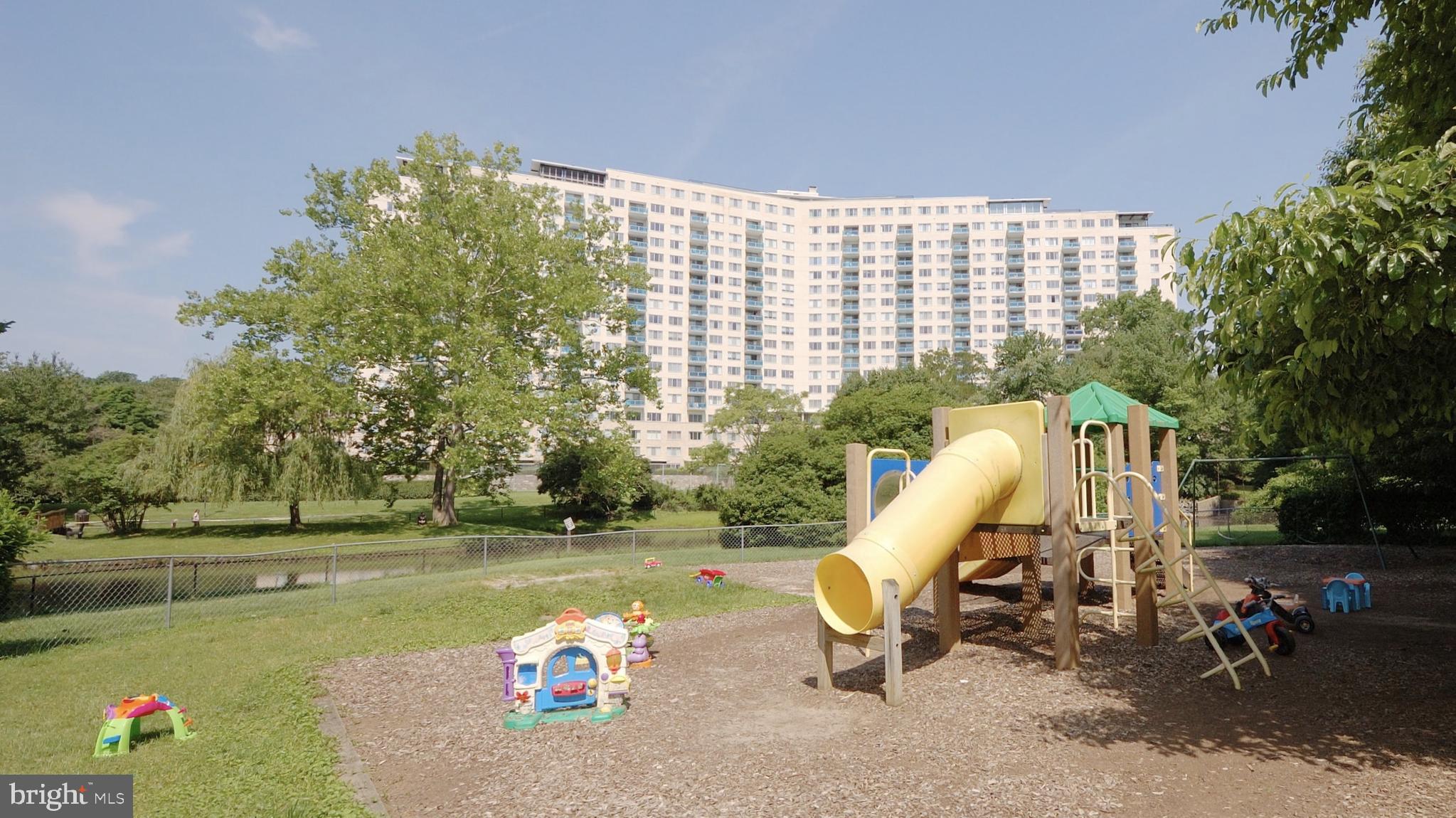 GROSVENOR PARK - Residential