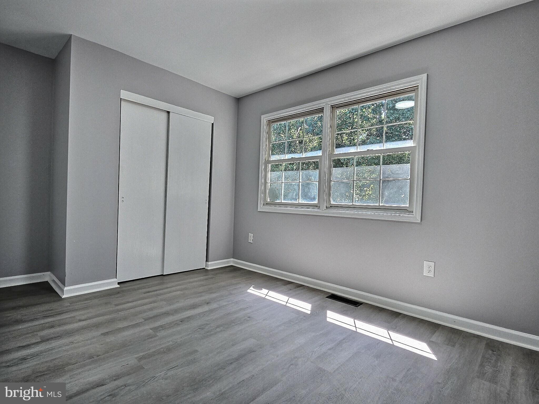 CLOVER CROSSING - Residential
