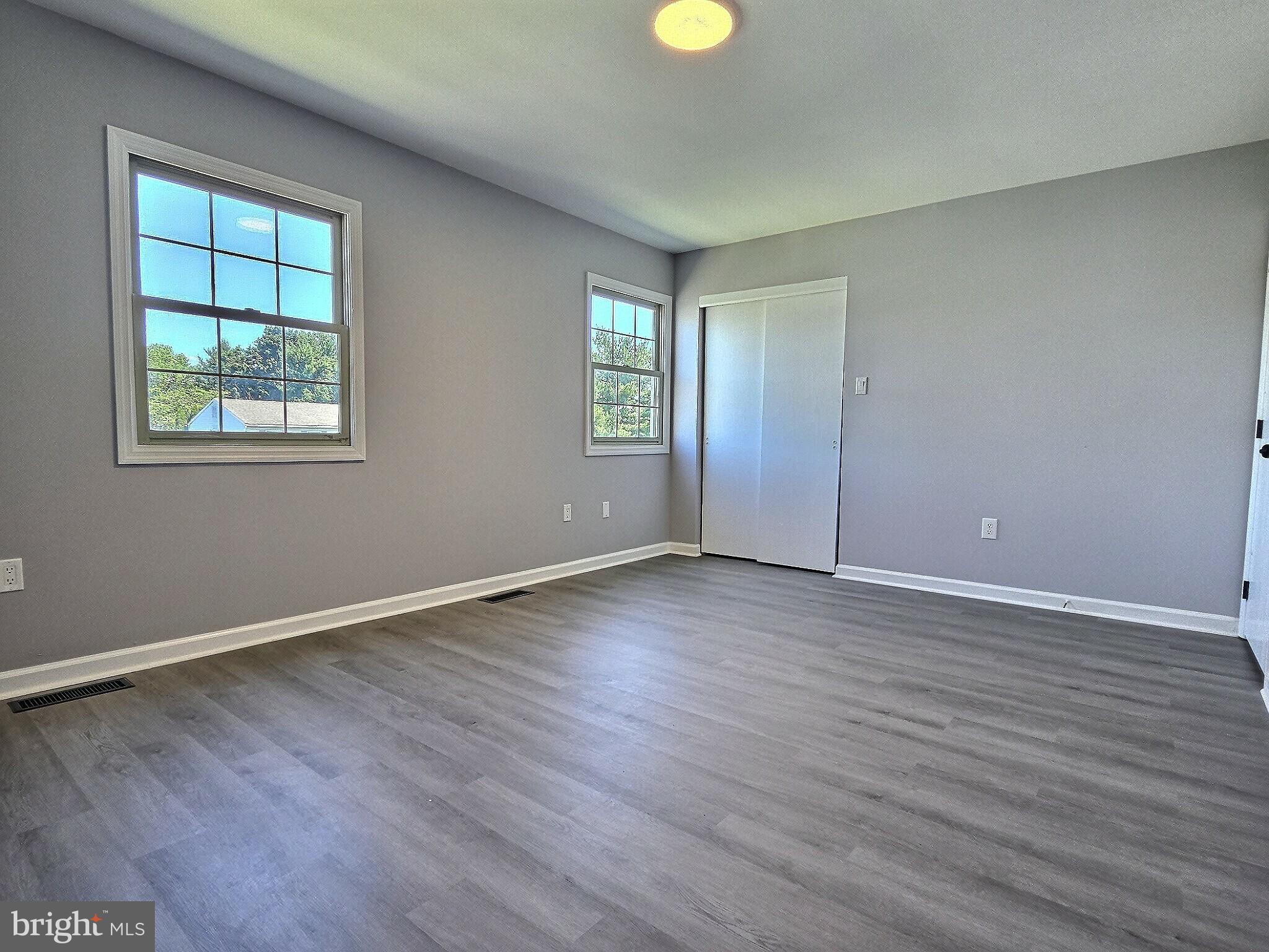 CLOVER CROSSING - Residential