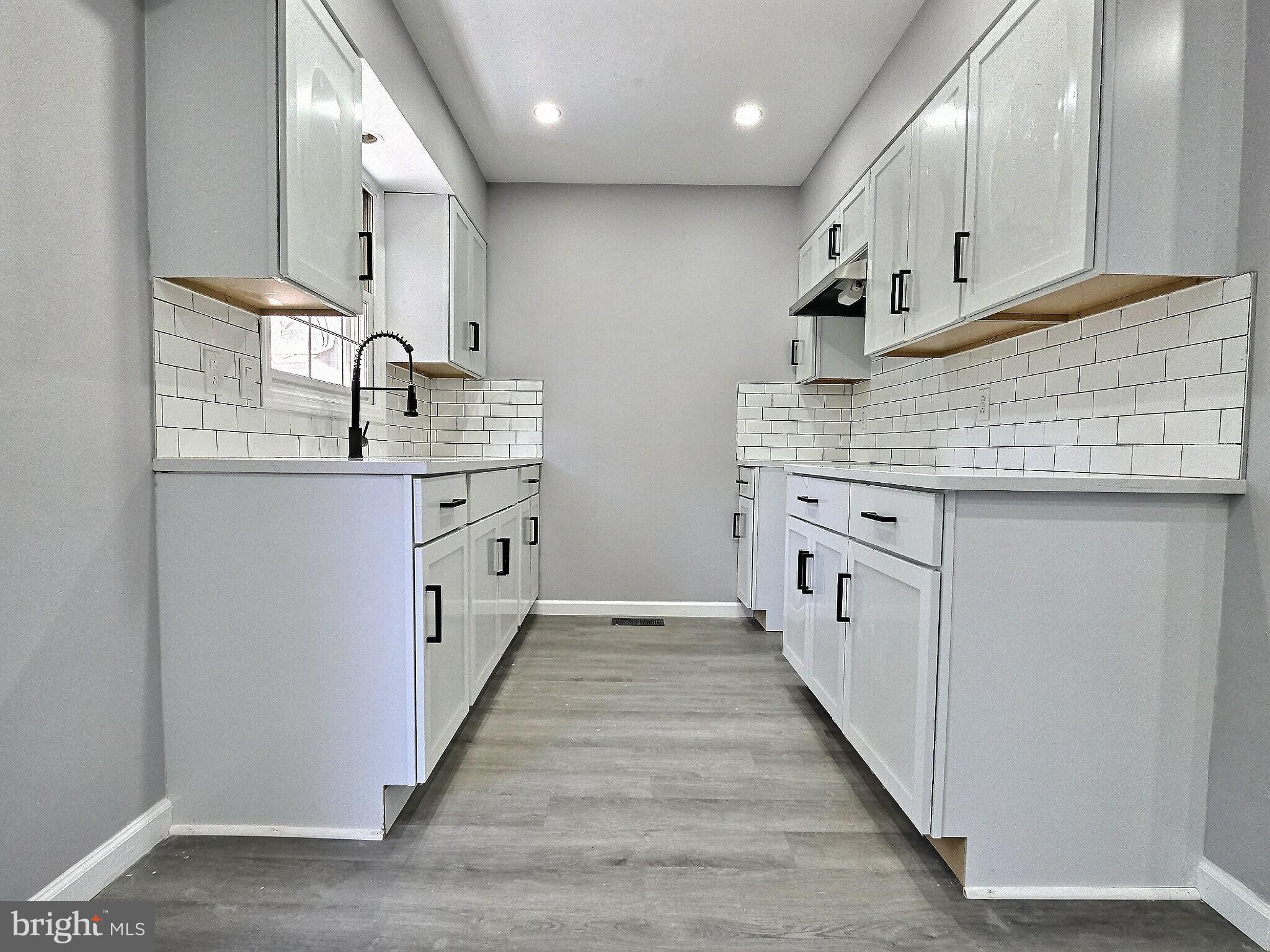 CLOVER CROSSING - Residential