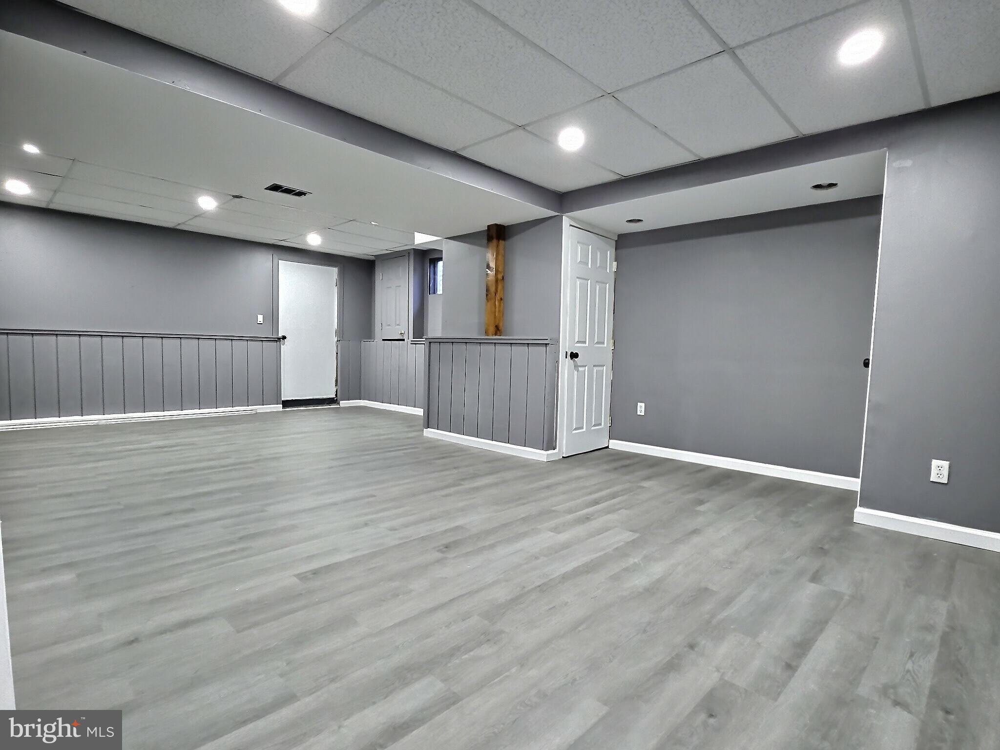 CLOVER CROSSING - Residential