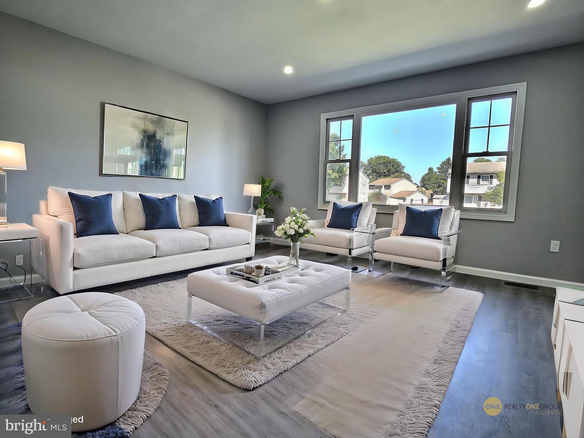 CLOVER CROSSING - Residential