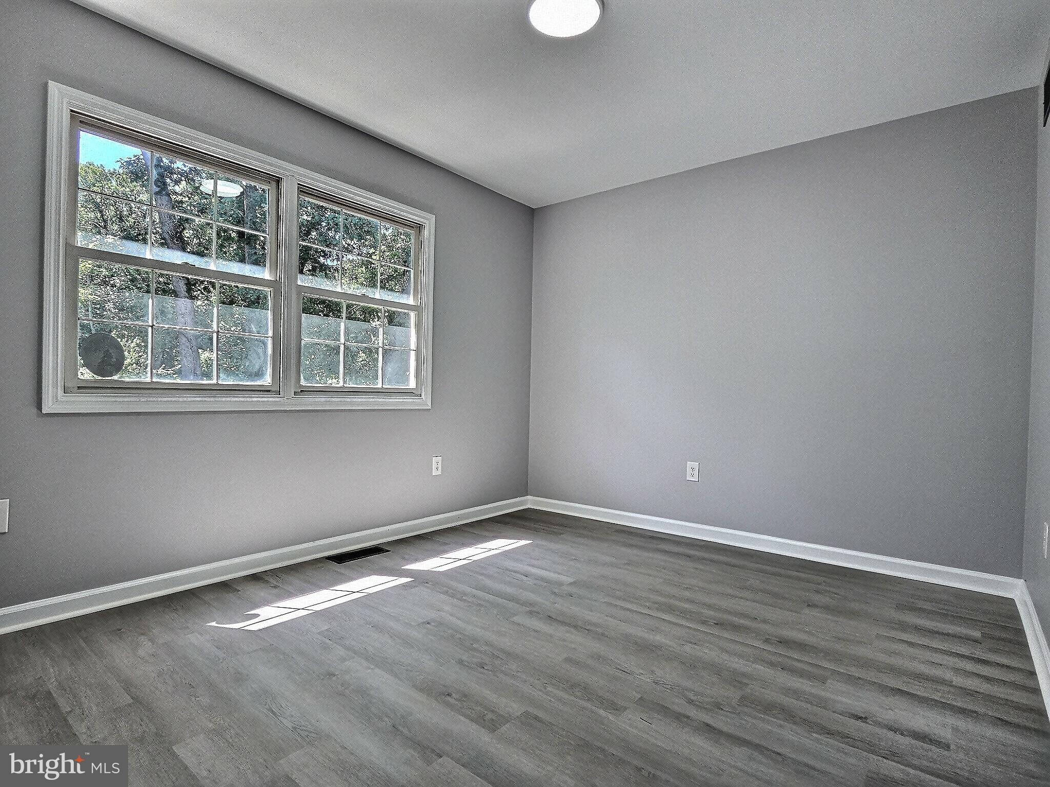 CLOVER CROSSING - Residential