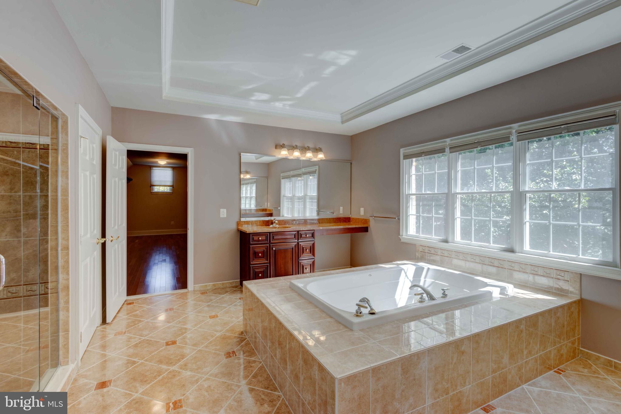 THE RESERVE AT TRIADELPHIA CROSSING - Residential