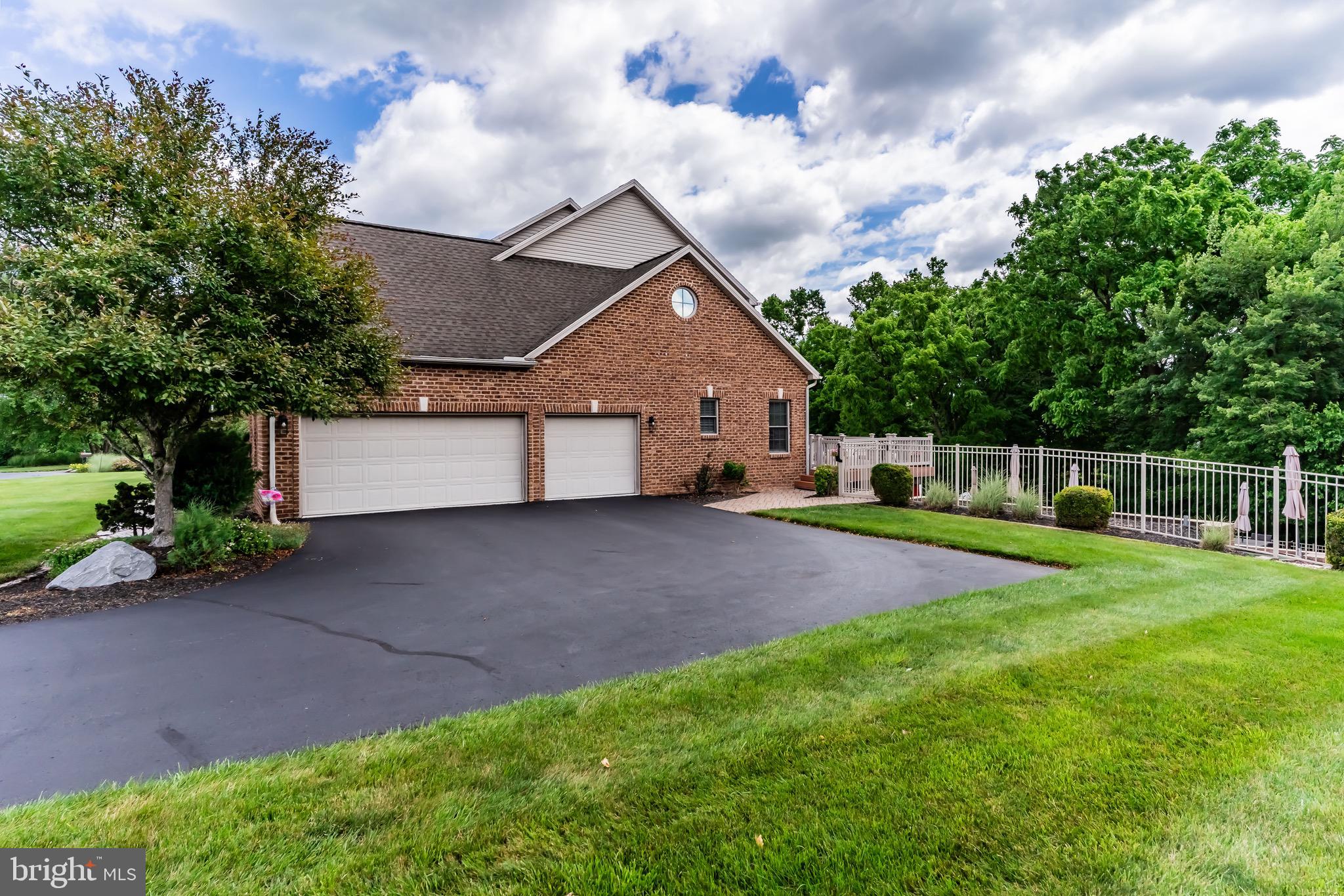 ALLEN ESTATES - Residential