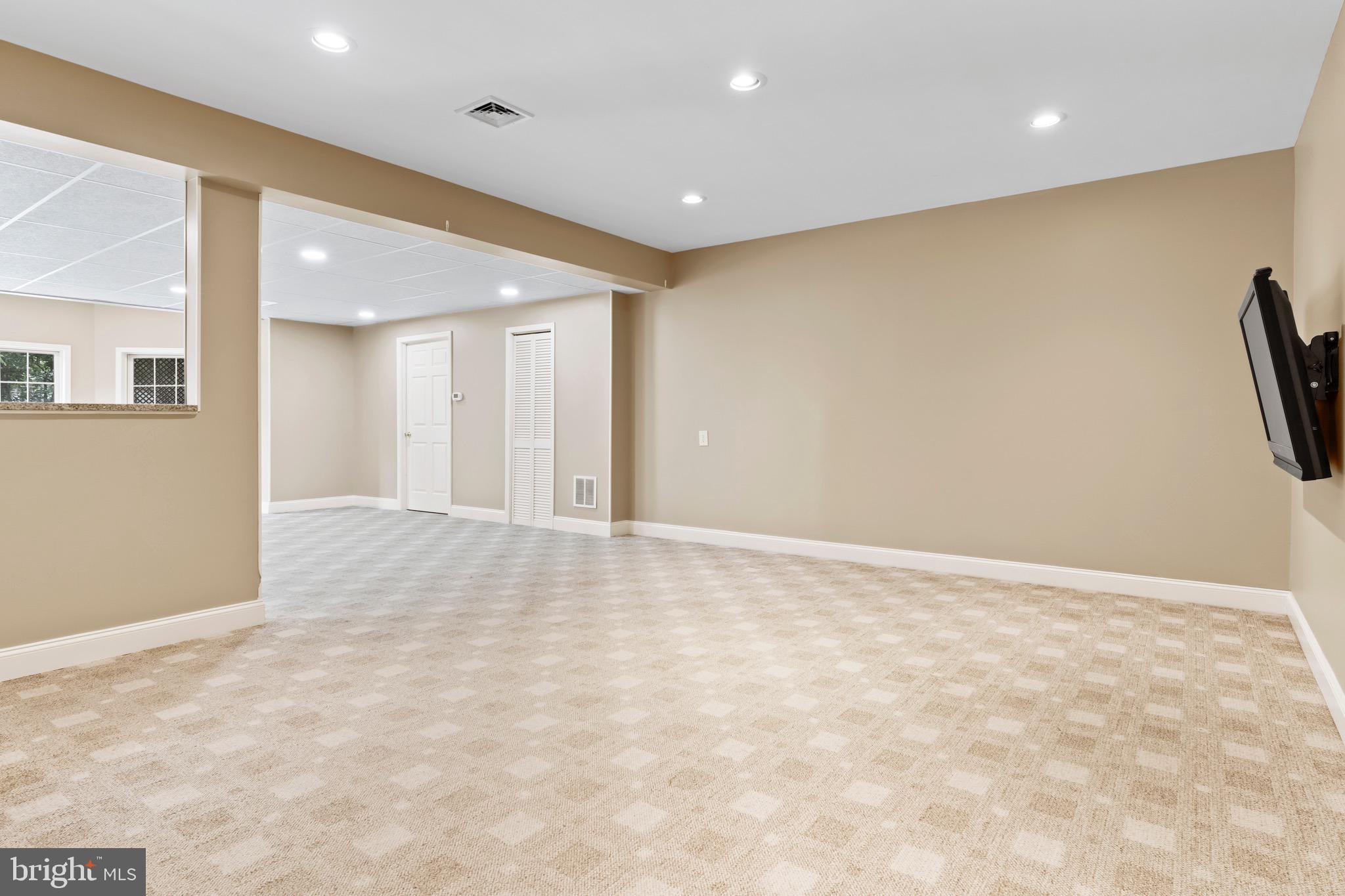 ALLEN ESTATES - Residential
