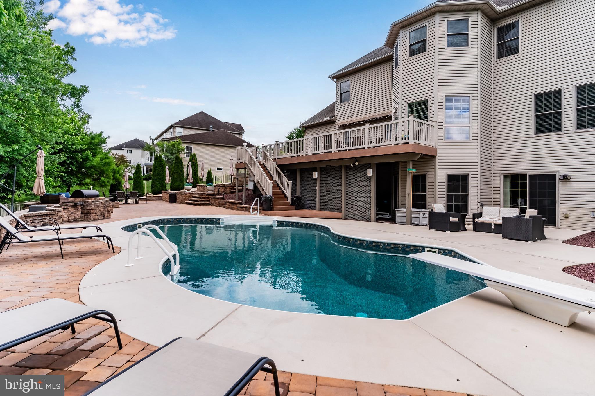 ALLEN ESTATES - Residential