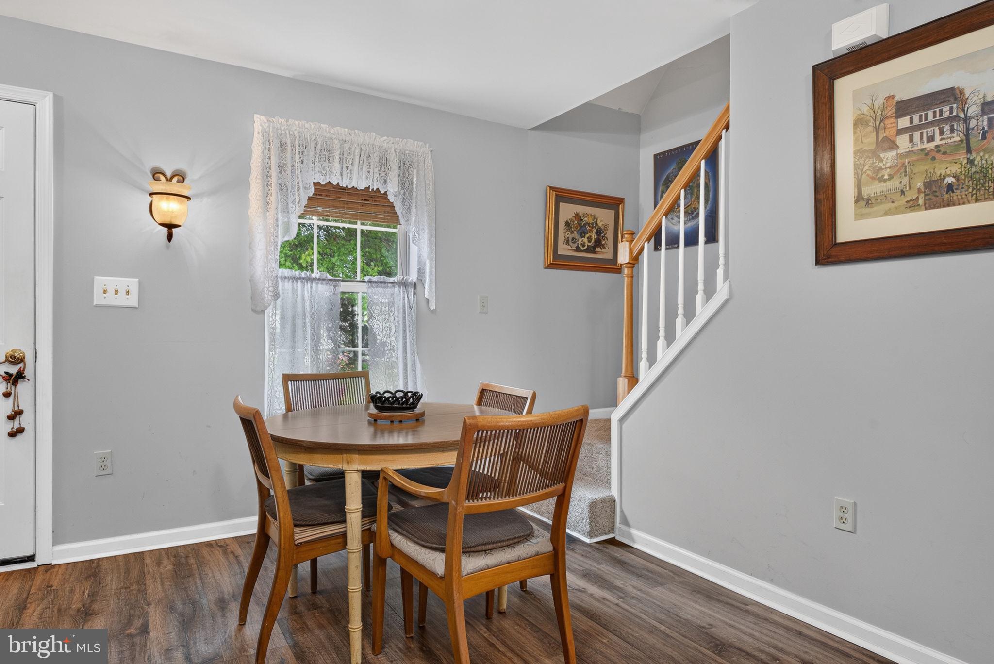 PEBBLE CREEK - Residential