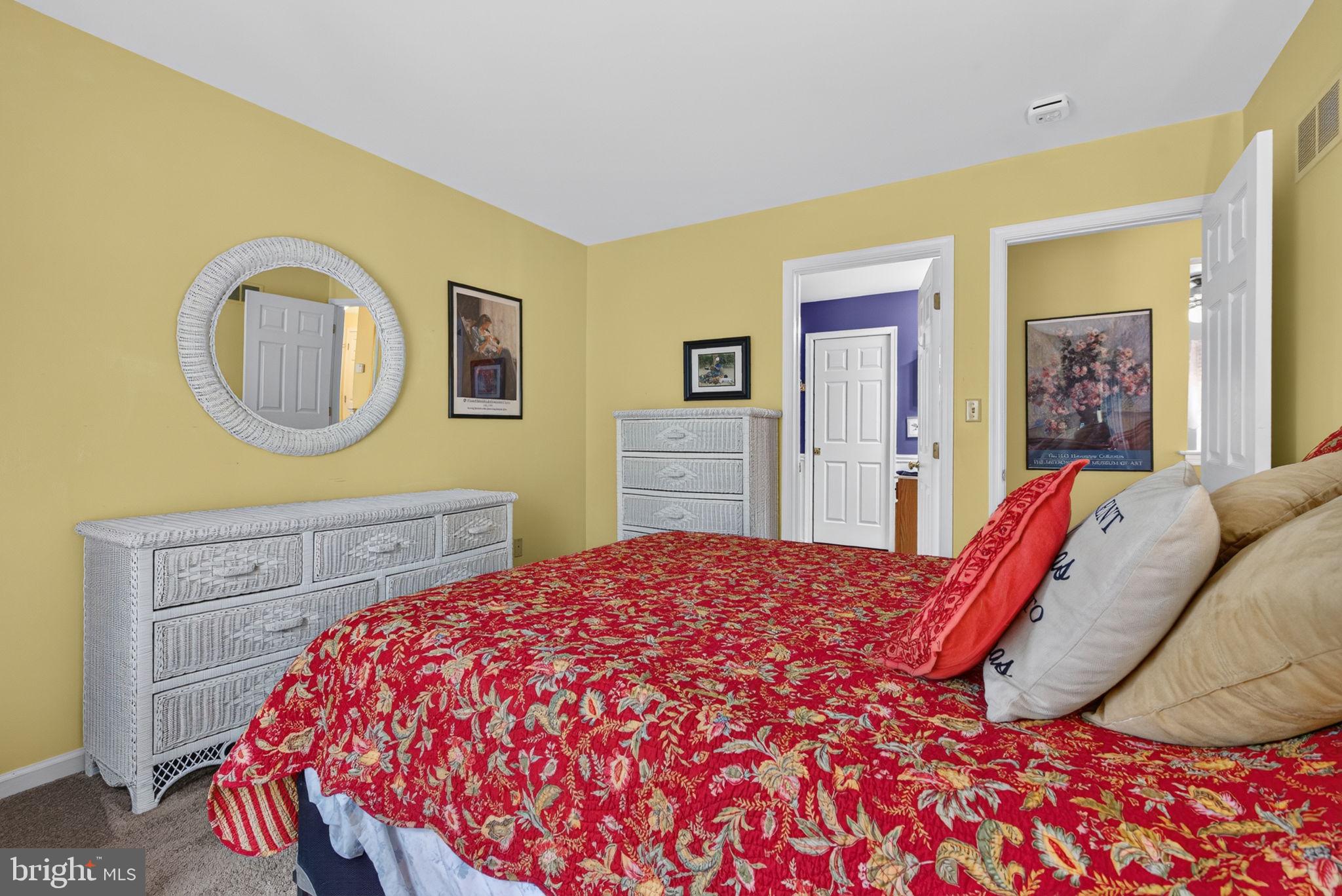 PEBBLE CREEK - Residential