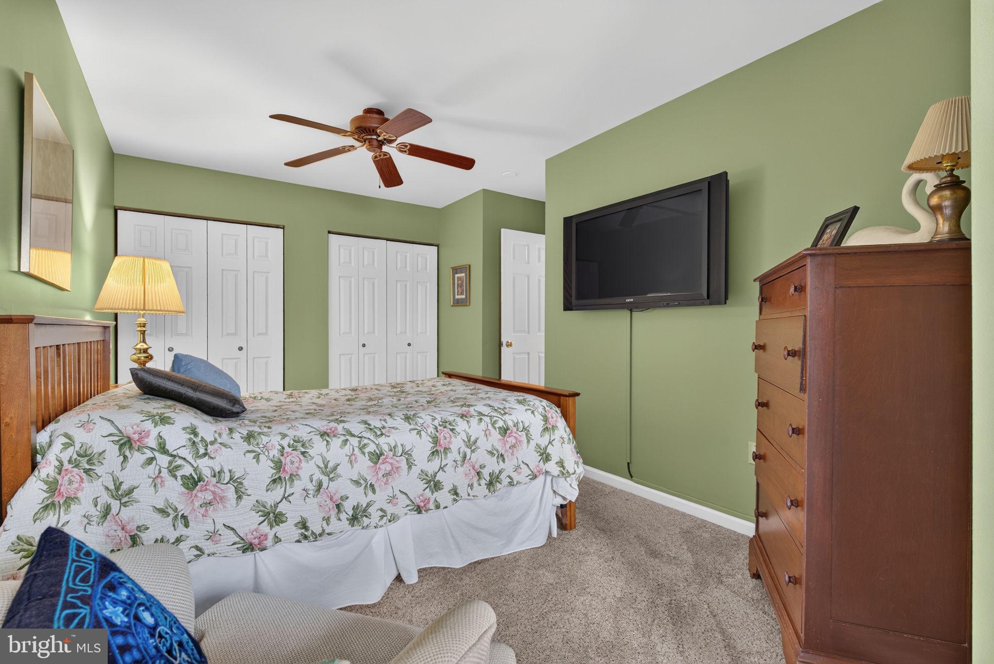 PEBBLE CREEK - Residential
