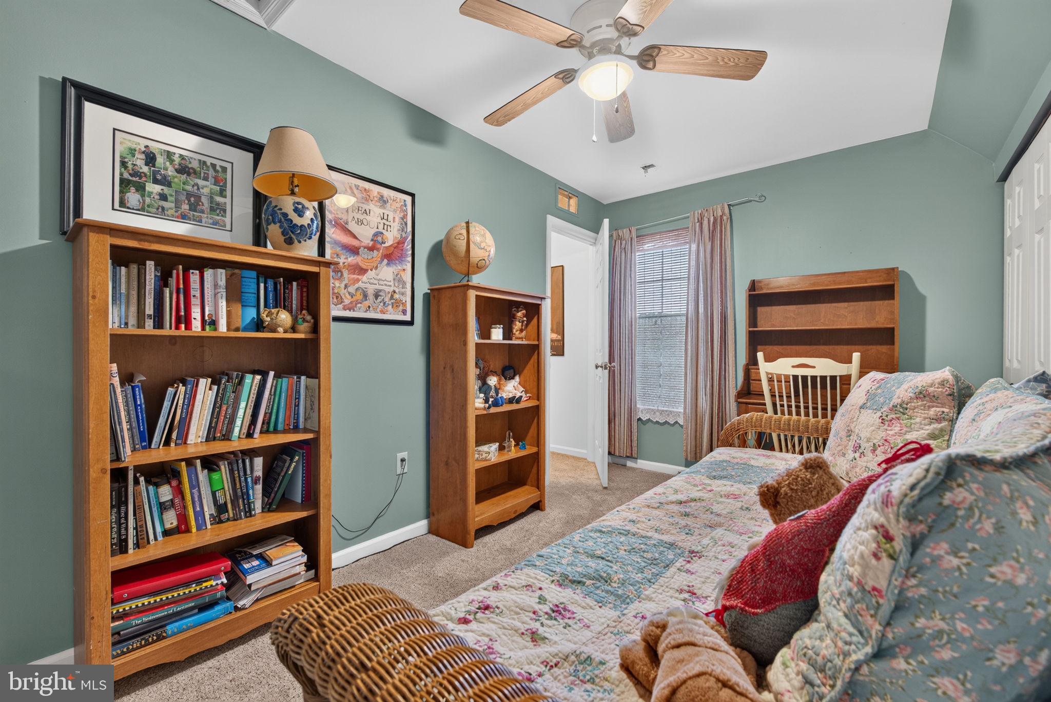 PEBBLE CREEK - Residential