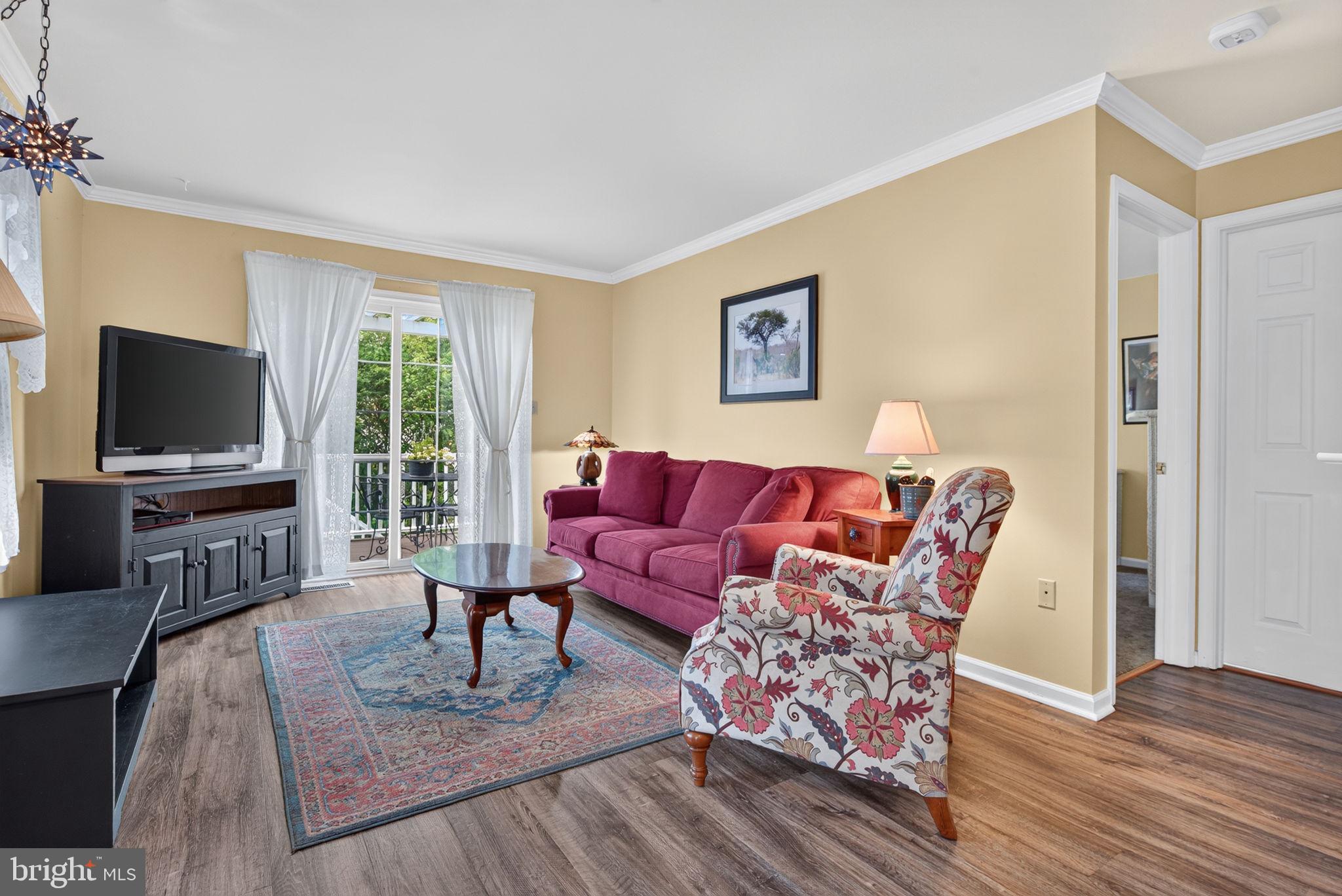 PEBBLE CREEK - Residential