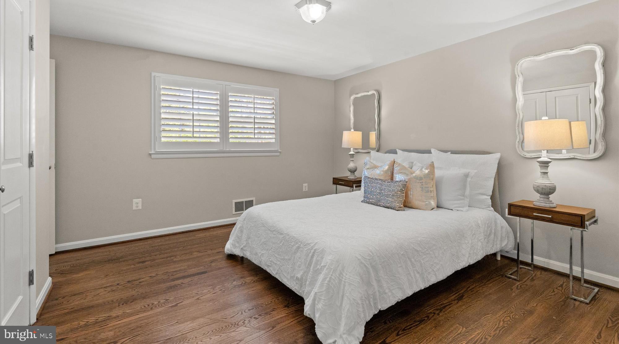 STERLING - Residential