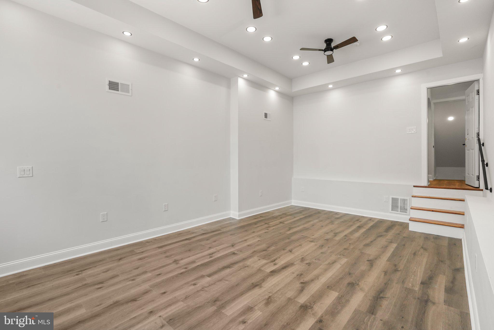 OVERBROOK - Residential