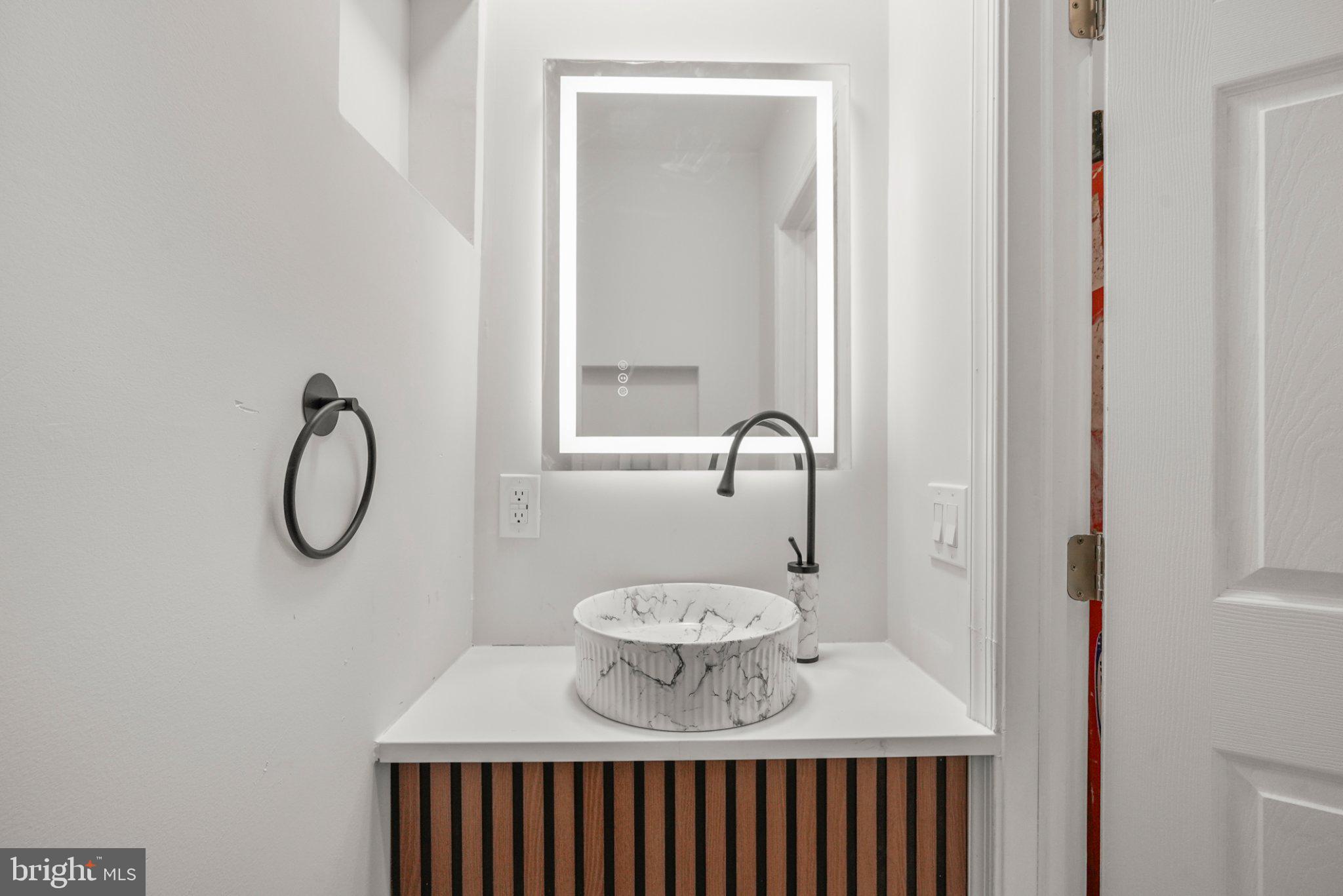 OVERBROOK - Residential