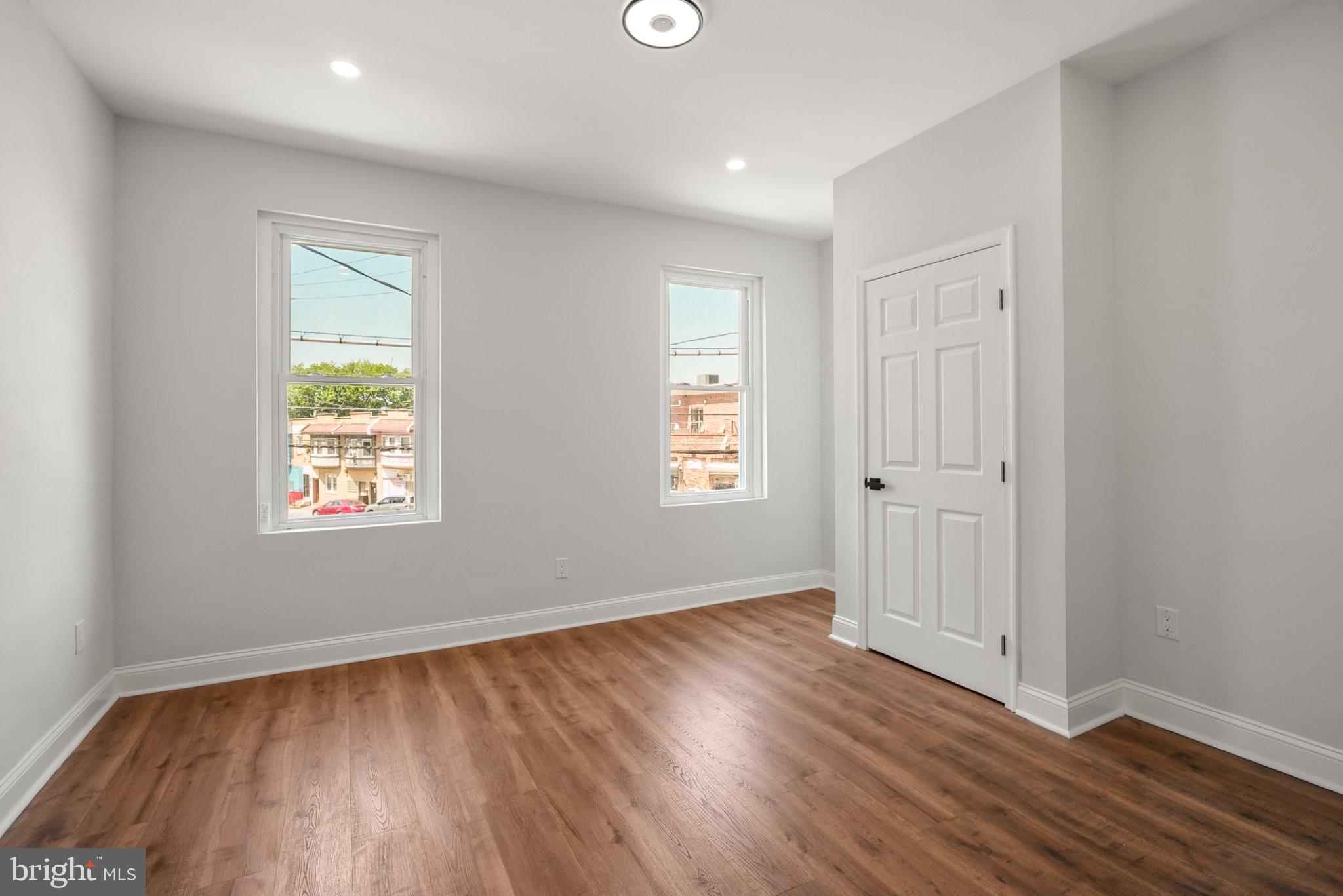 OVERBROOK - Residential