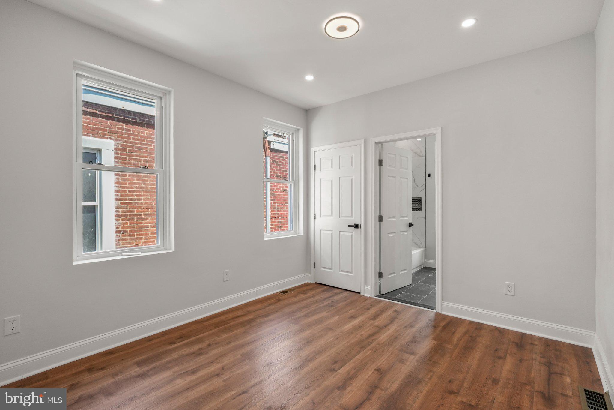 OVERBROOK - Residential